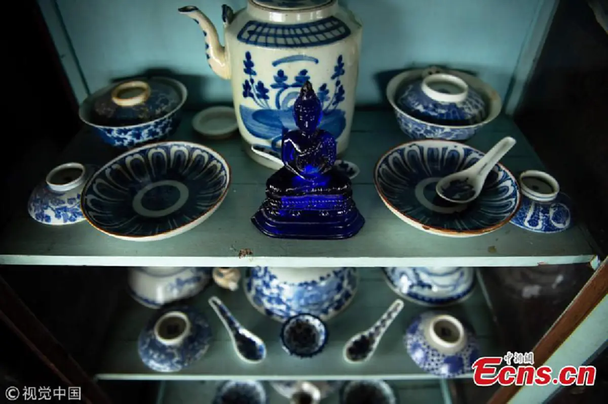 วิถีชีวิตนักล่าสมบัติ นักดำน้ำค้นหาสิ่งของมีค่าริมแม่น้ำเจ้าพระยา จนถูกขนานนามให้เป็น "อินเดียน่า โจนส์ เมืองไทย"