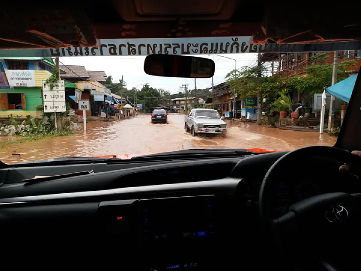 ล่าสุด! เกาะติดสถานการณ์"น้ำท่วมจ.น่าน" ผู้ว่าฯสั่งการเร่งด่วน!