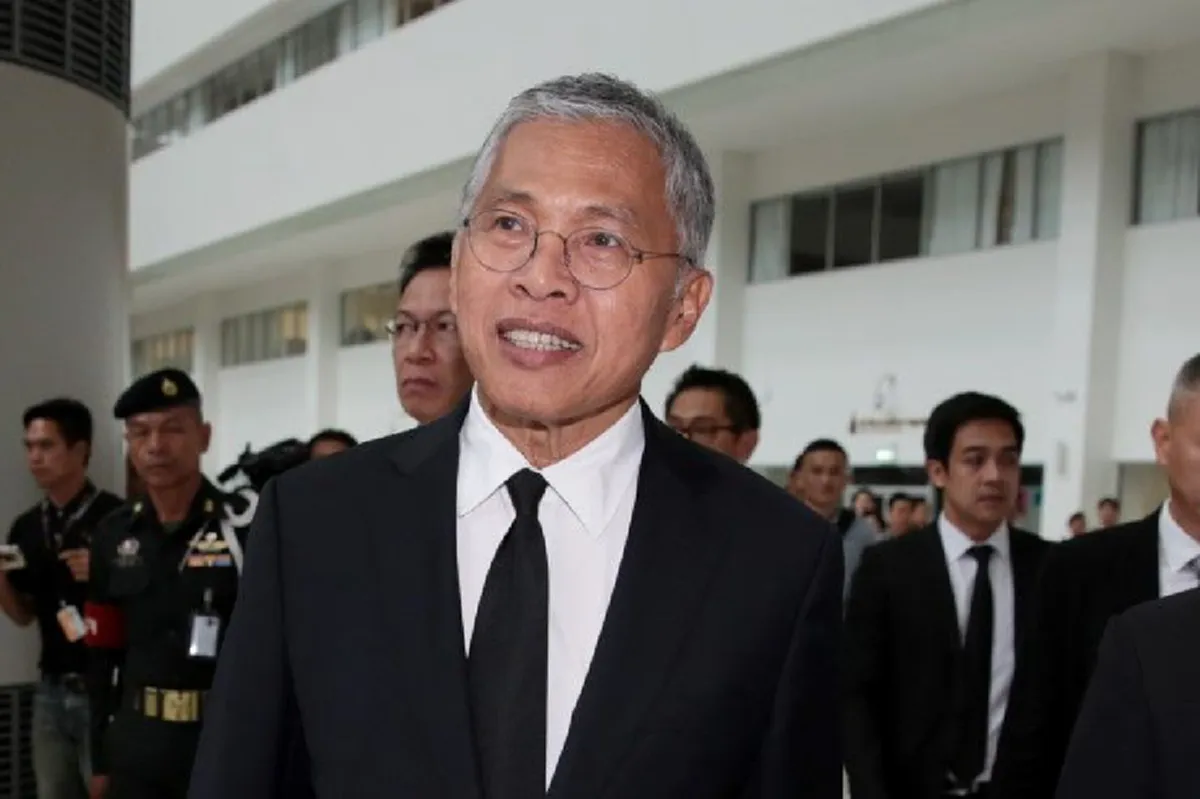 เสียงเชียร์กระหน่ำโซเชียลให้ "เสี่ยไก่ วัฒนา" รับผิดชอบ แต่ง "โบว์" หลังคลิปลับโผล่