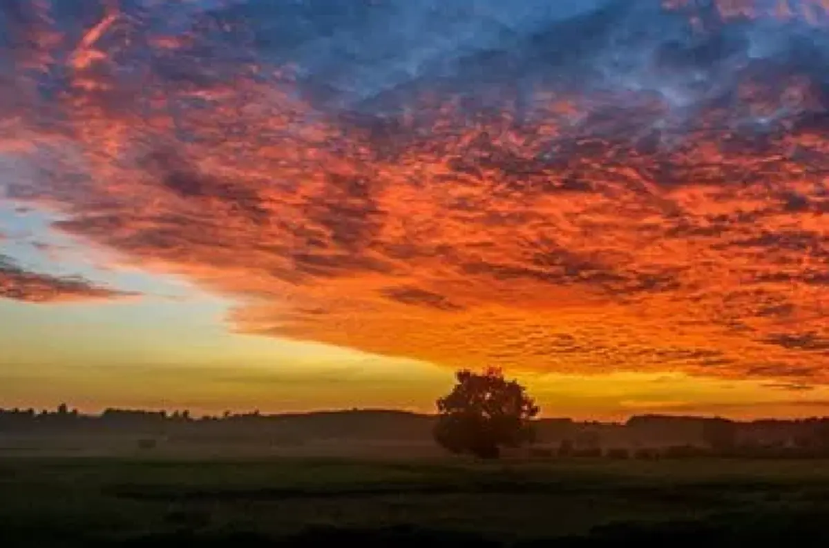 เพิ่งรู้ก็วันนี้ล่ะ!! "ก้อนเมฆ" ไม่ได้มีน้ำหนักเบาอย่างที่เราคิด?? เมื่อทราบถึงน้ำหนักจริง! ถึงกับต้องอ้าปากค้างกันเลย!! (รายละเอียด)