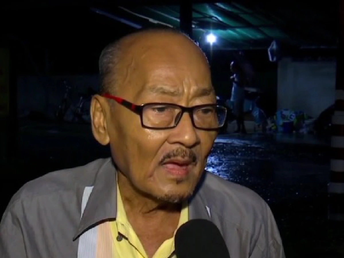 ฟังอีกมุม !!!! ลุงวัย 70 ปี เผยความในใจเหตุด่าหมอลั่นโรงพยาบาล เหตุให้รอกว่า3ชั่วโมง เเถมพูดตอกหน้า จนทำให้หมดความอดทน???