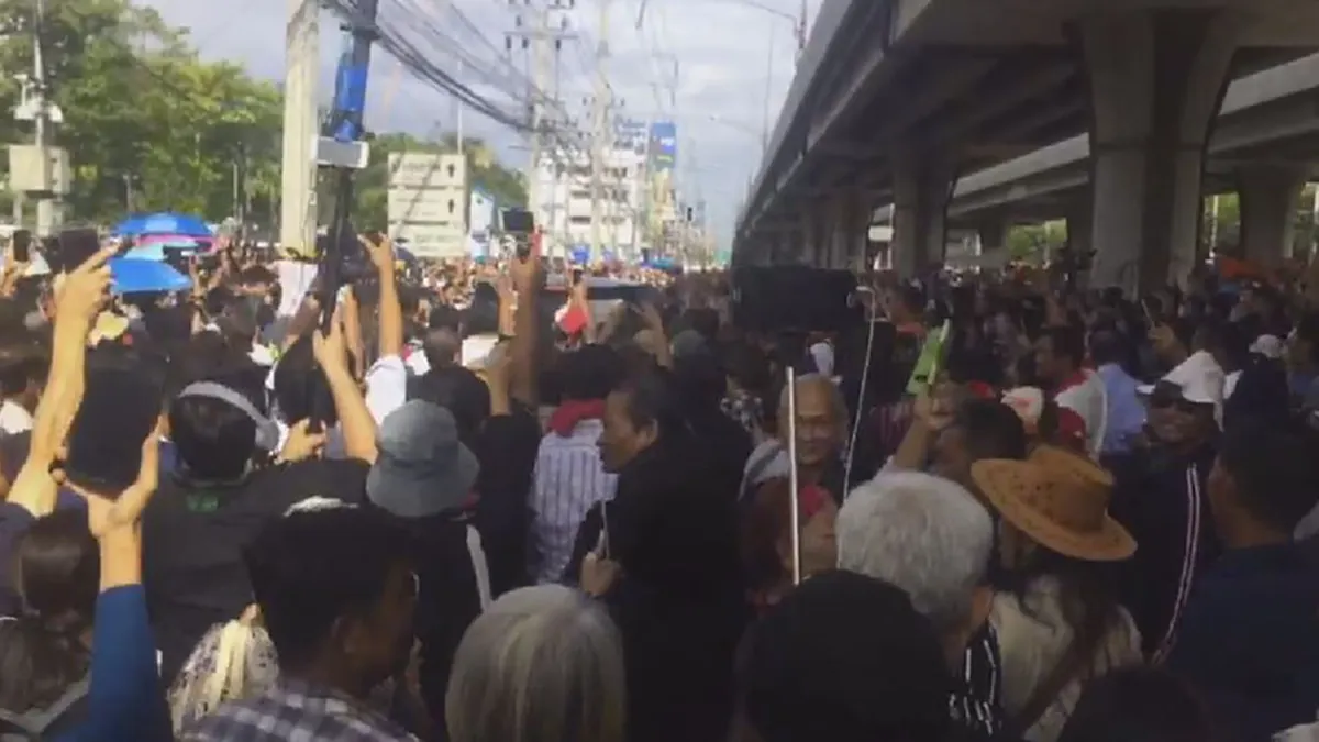 ราชครูสู้กับโจร !!! "ฟองสนาน" เปิดปรากฎการณ์ชะตา "จำนำข้าว" ...ดวงเมืองที่สถิตราศีมีนภพวินาศน์ดวงเมืองอันเป็นแหล่งโกงซุ่มซ่อน