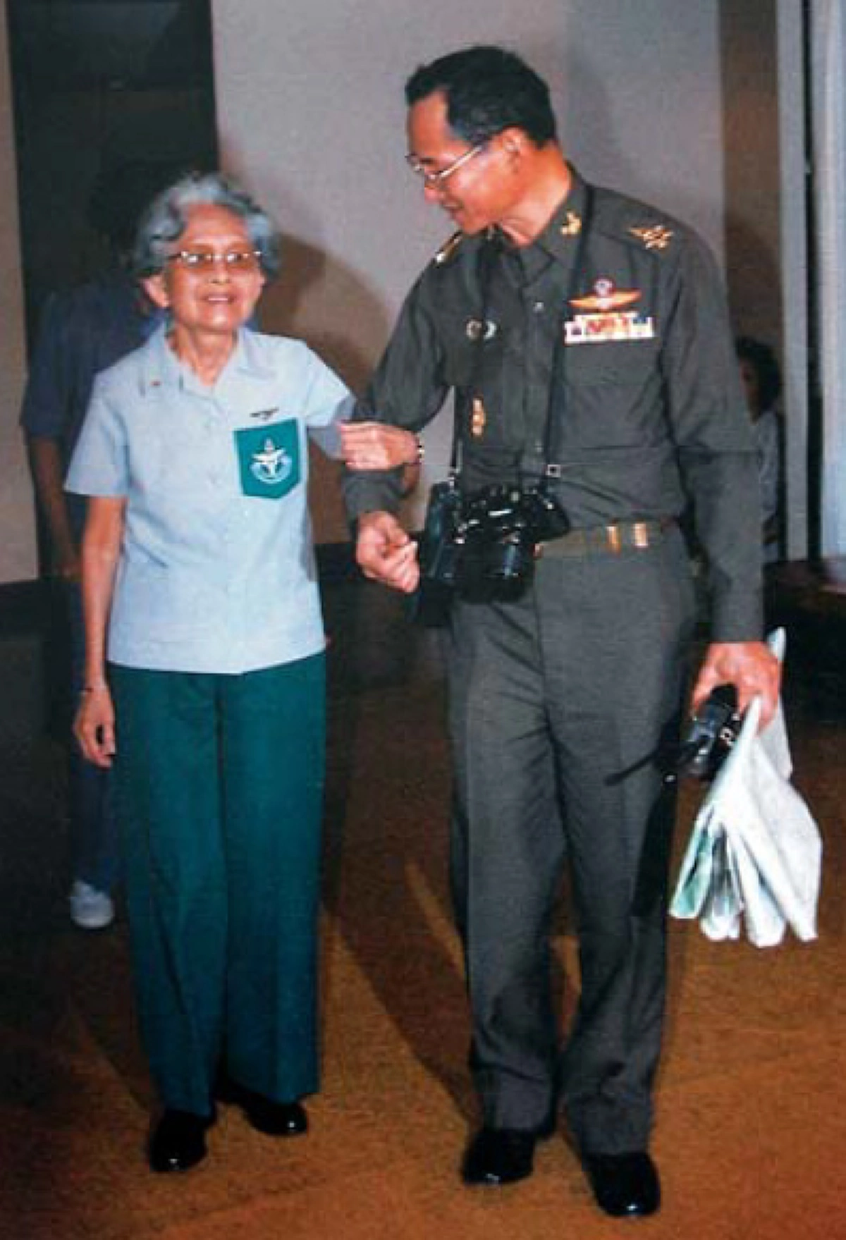 ต้นแบบที่ควรทำตาม!! 7 วิธีการเลี้ยงลูกของ "สมเด็จย่า" น่าทึ่งและทรงคุณค่า ง่ายๆ แต่ผลลัพธ์ดีเยี่ยม