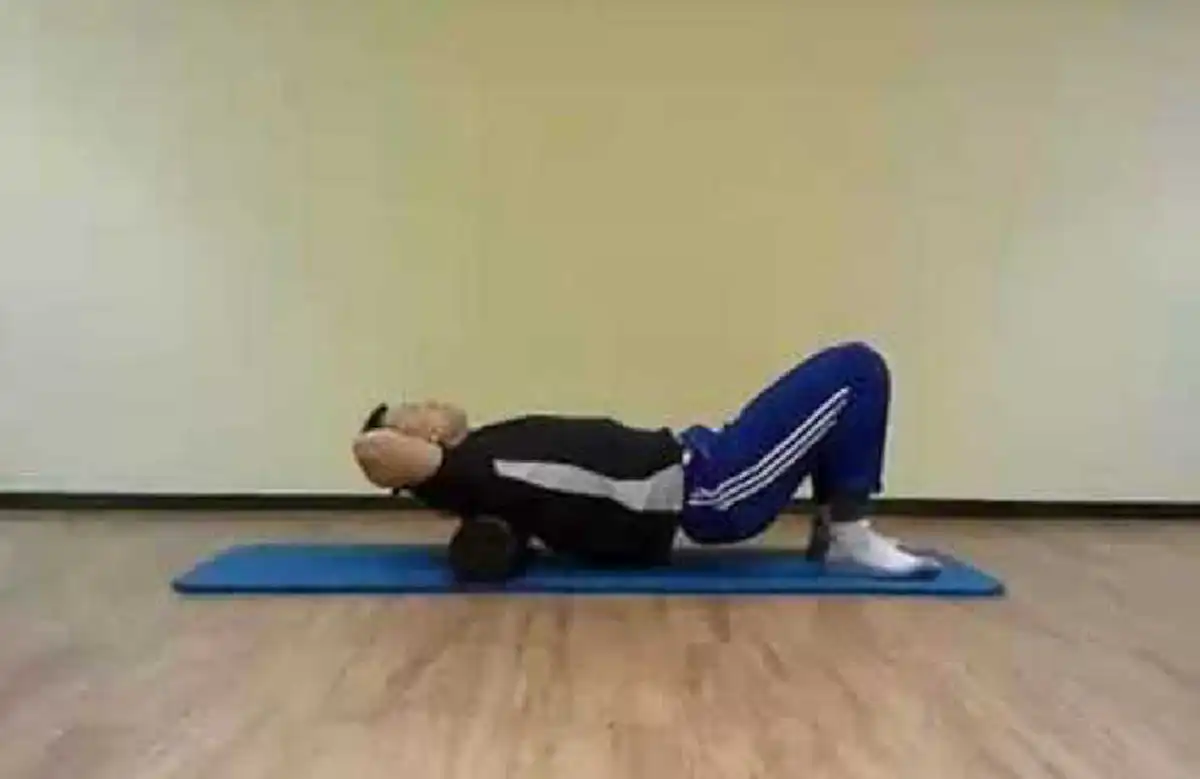 ไม่ต้องพึ้งหมอ!! แค่ทำท่านี้ อาการปวดหลัง ปวดคอ ปวดเอว จะหายทันที ลองเลย