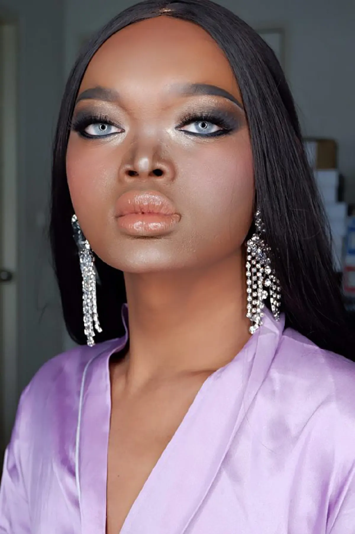 #ชีวิตจริงยิ่งกว่าละคร!! กะเทยสู้ชีวิต "เมญ่า ซันซัน" เมินคำดูถูกจากสังคม ทุกวันนี้มีมงการันตี สานต่อความฝัน ที่จะเป็นนางแบบ !! (ชมคลิป)