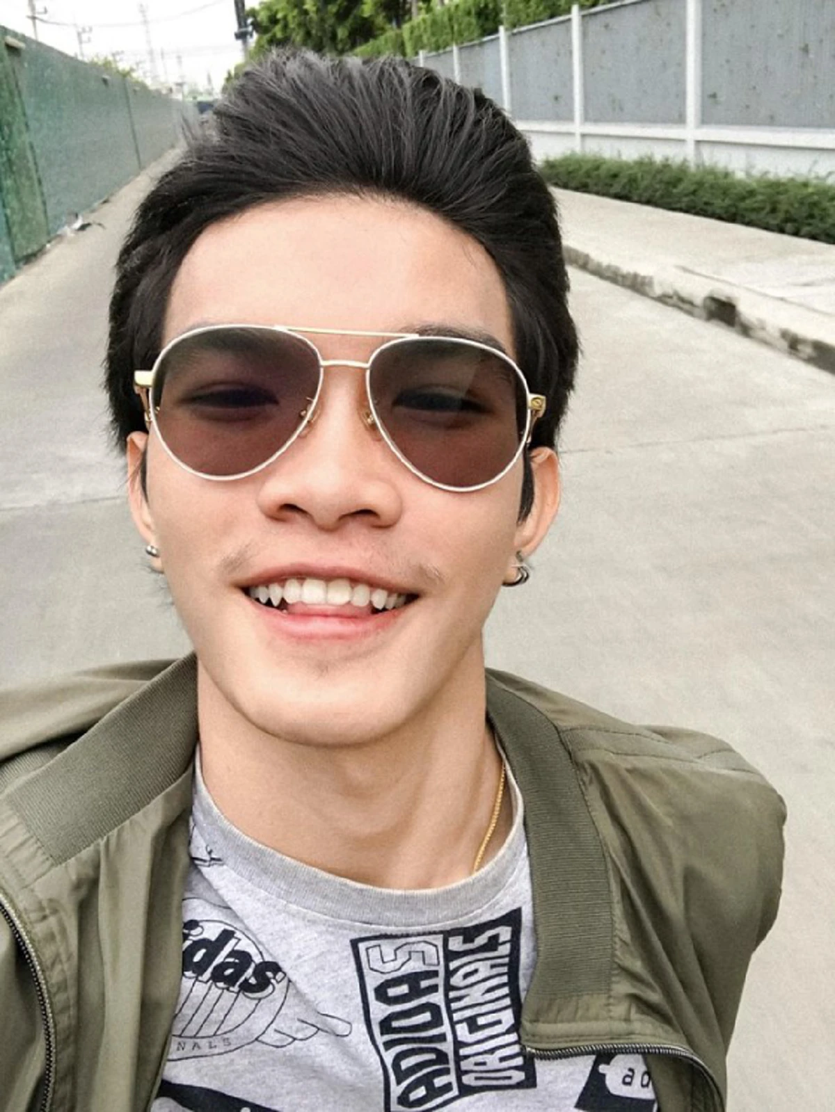ยังจำกันได้ไหม !! "ต๊ะ เดอะวอยซ์" หนุ่มน้อยเสียงดี หลังหายหน้าไปนาน ล่าสุดโตเป็นหนุ่มแล้ว หล่อล่ำ ซิคแพคแน่น ทำเอา"สาวๆ"กรี๊ดสนั่น !!