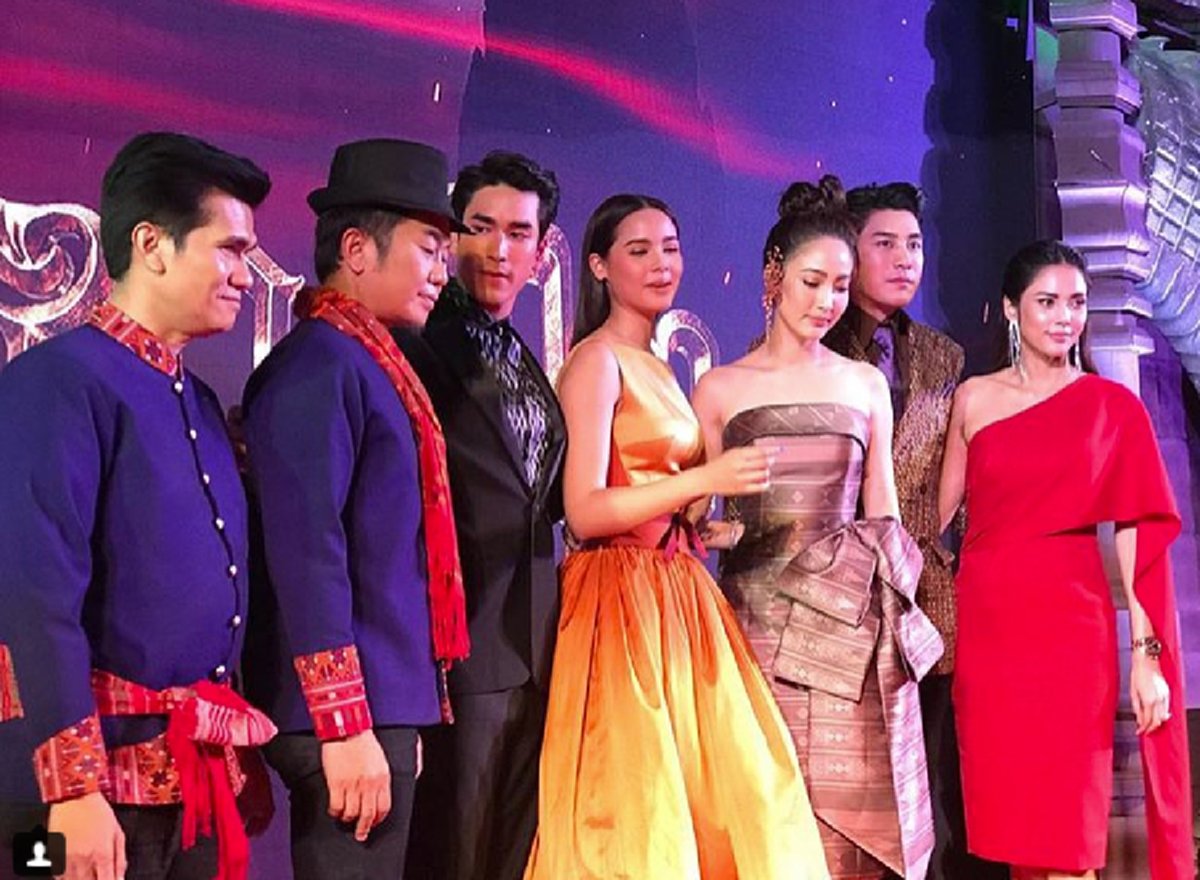 "ปอยฝ้าย มาลัยพร" เล่าอีกมุม "ณเดชน์" ในกองนาคี 2 บอกคนอีสานมีคำเรียกน่ารัก ๆ ให้พระเอกหนุ่ม