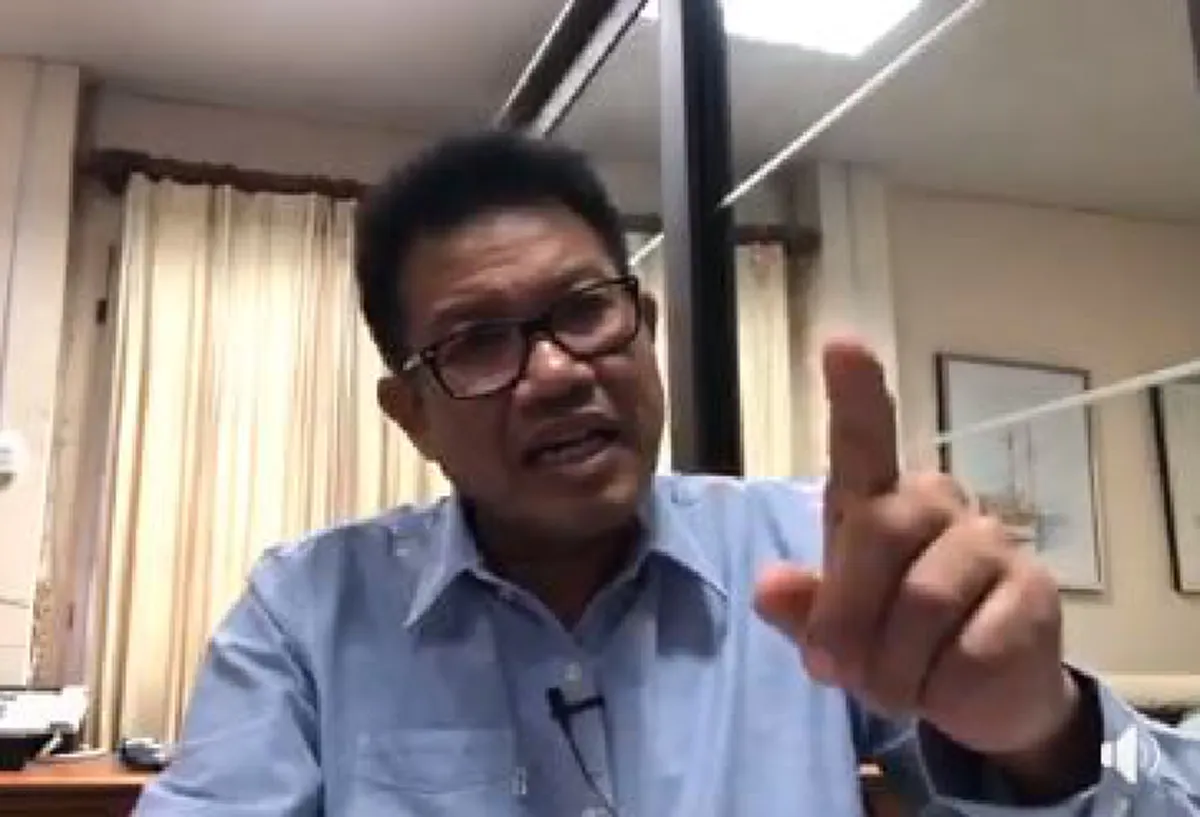 "ทนายเดชา" ซัดโฮก ครูประจานทวงค่าเทอม พฤติกรรมโหด ต้องลาออกไปอยู่แก๊งทวงหนี้! (มีคลิป)