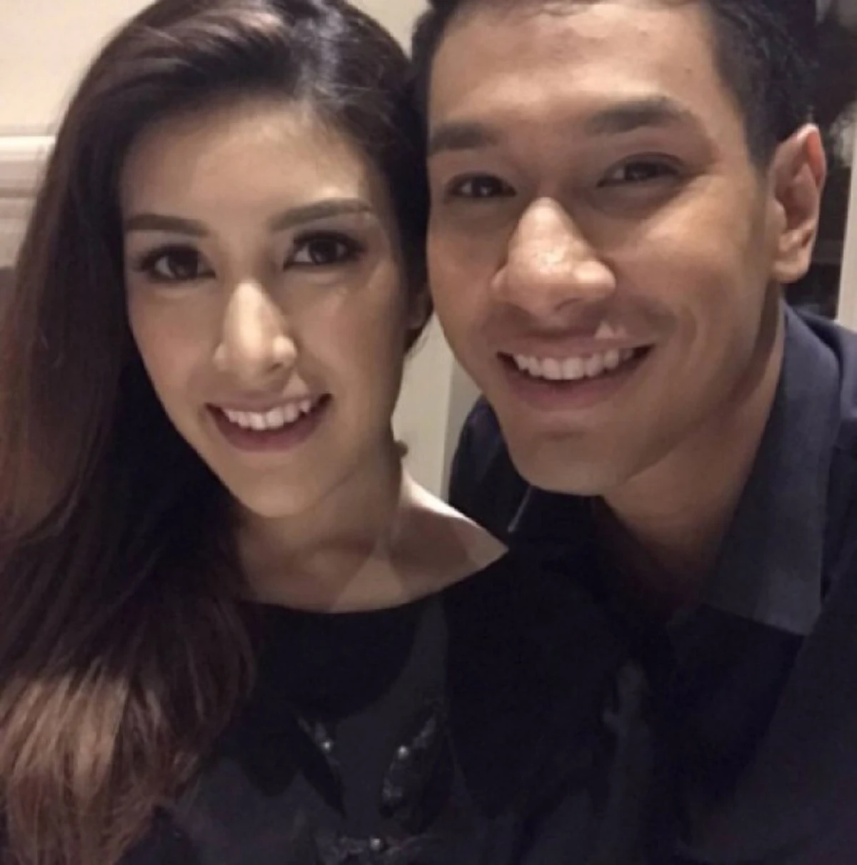 เปิดภาพสาวปริศนา!!  เขาหาว่าหนูเป็นแฟนใหม่ " อ๋อม อรรคพันธ์ " จริงหรือไม่ ใช่หรือมั่ว แฟนคลับตามลุ้น !!?