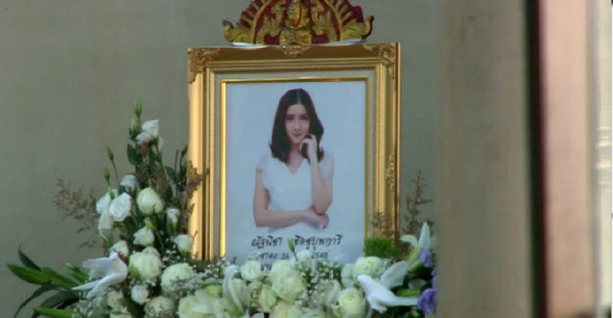 สุดสะเทือนใจ!!! เปิดภาพ “น้องไทม์” แฟนทอม ที่น้องอินกำลังเดินทางไปหา โผล่ร่วมงานศพ ด้วยอาการโศกเศร้า (มีคลิป)