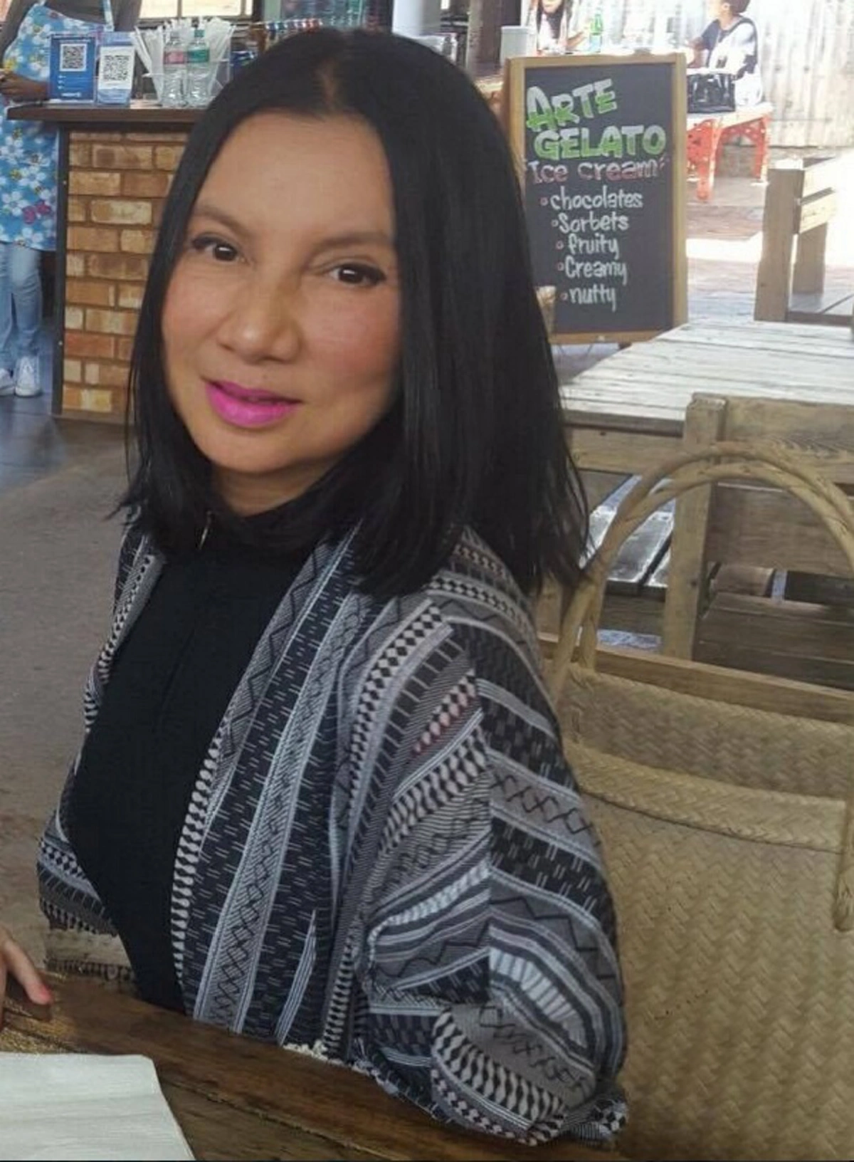 จำได้ไหม ?? "มี๋ วรรษมน" นางเอกน้ำพุ - วัยระเริง ที่ฉายเมื่อปี พ.ศ. 2527 นี่คือหน้าตาปัจจุบันของเธอในวัย 56 ปี !!! (ชมภาพ)