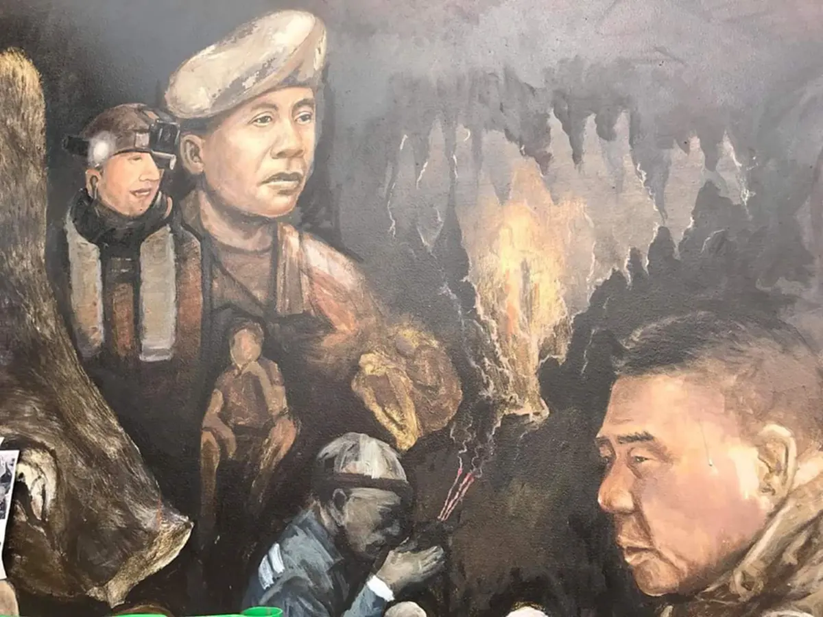 ยินดีกับหัวหน้าด้วยครับ!! ทหารหนุ่มโพสต์ซึ้งถึงสุดยอดผู้กล้า ได้อยู่บนภาพวาด เดอะฮีโร่ "มิตรภาพไร้พรมแดน" ฝีมือ อ.เฉลิมชัยและศิลปินเชียงราย