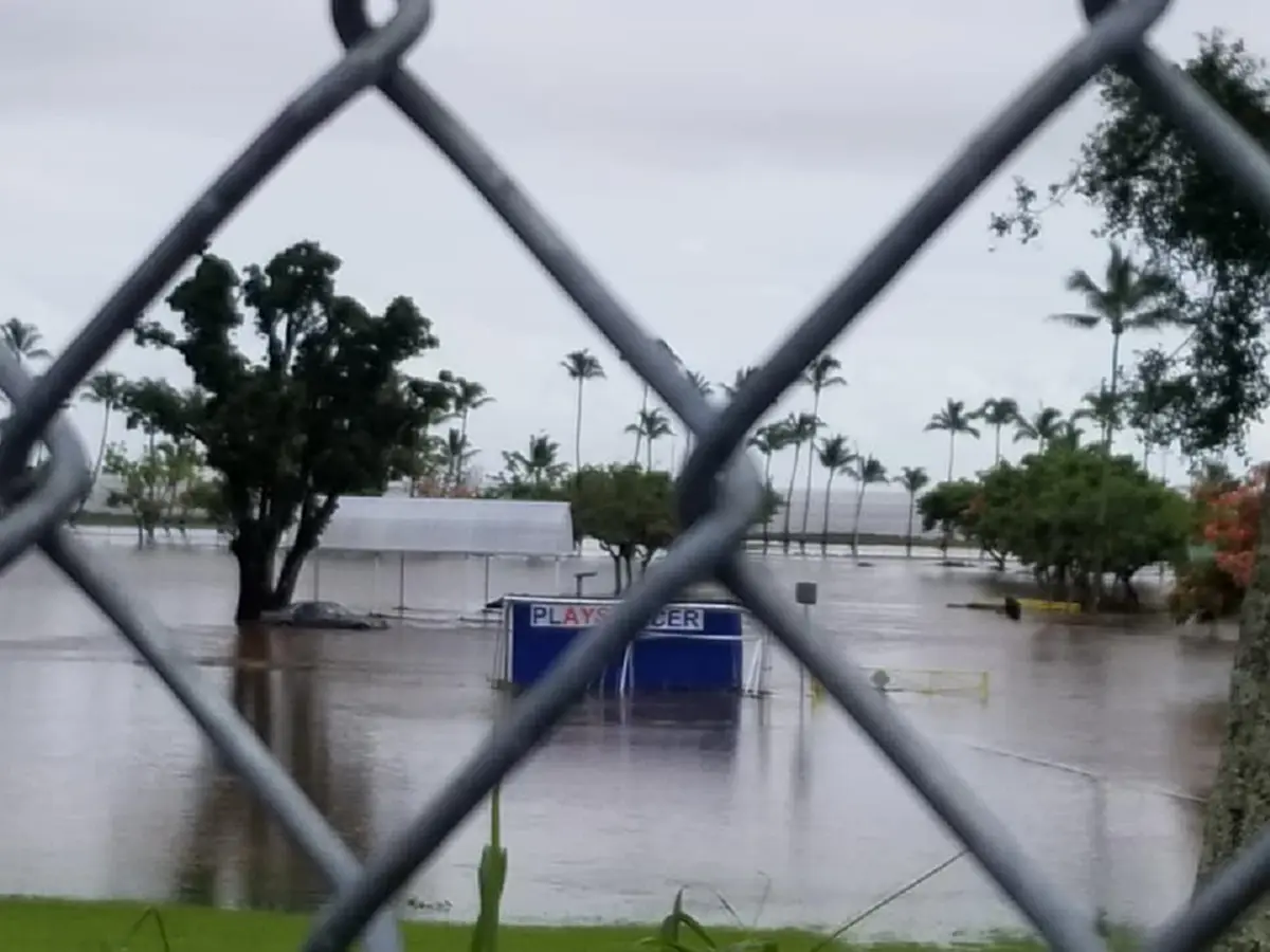 เฮอริเคน ถล่มฮาวาย ทรัมป์ได้รับการอนุมัติให้ประกาศภาวะฉุกเฉิน (รวมคลิป)