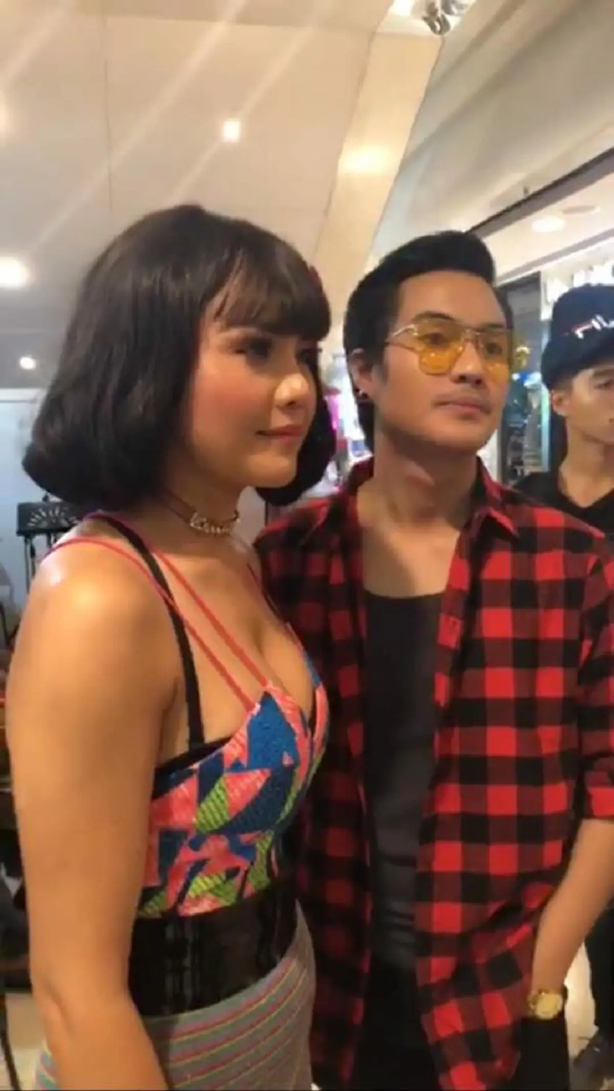 ส่องหนุ่มคนใหม่  ตั๊กแตน ชลดา ที่ทำให้ไม่เหม็นความรักแล้ว