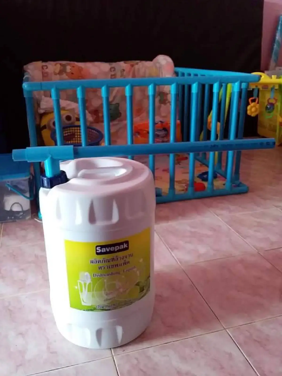 ลองทำกันดู สุดยอดไอเดีย ประดิษฐ์เครื่องหัดเดินสำหรับ"ลูกน้อย"เเบบง่ายๆ สุดประหยัด ได้ผลดีเยี่ยม(คลิป)