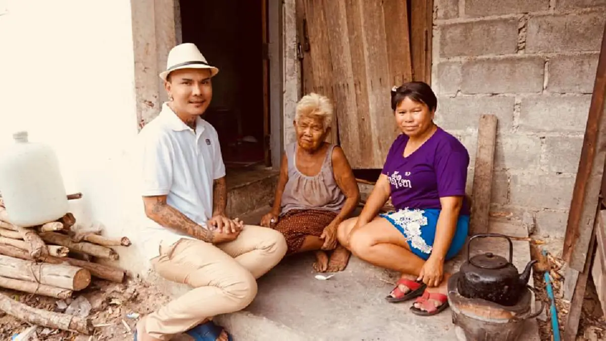 ไม่ได้อยู่ดูแล นักโทษสาววอนแอดมินเพจดัง ช่วยเยี่ยมแม่ชราวัย 87 สุดห่วงใช้ชีวิตลำพัง-ตามองไม่เห็น