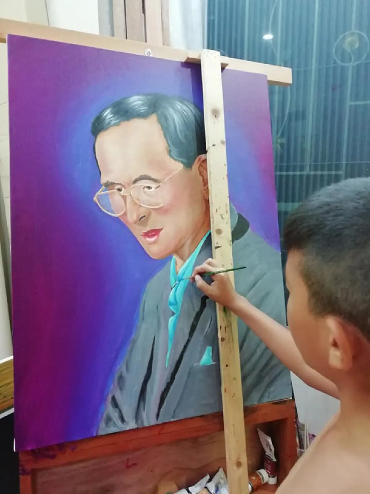 "น้องอามานี่" หนุ่มน้อยวัย 12 ความสามารถเกินตัว สร้างผลงานศิลปะสวยจนผู้ใหญ่ต้องยอมรับ(คลิป)