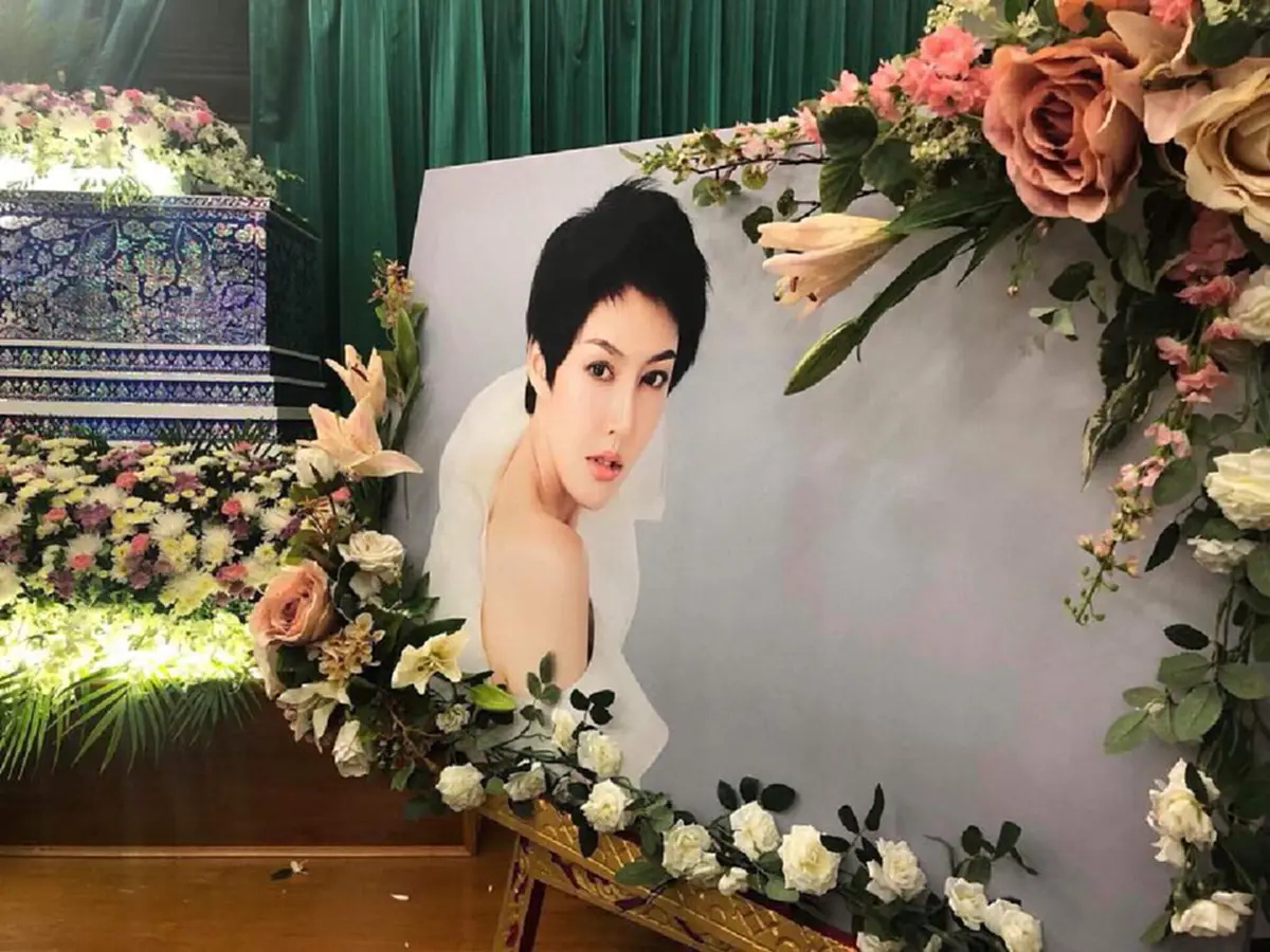 เดือดระอุ "แตงโม นิดา" ทนไม่ไหว ถาม "เอิร์ก" ไม่รู้สึกอะไรบ้างหรอ ลงรูปคู่ "เก๋ กันยกร" หวังสยบขัดแย้ง