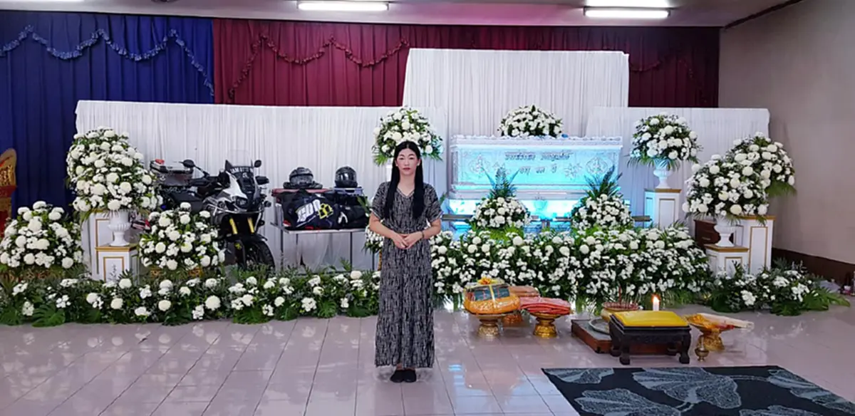 ทำให้จากใจไม่ได้สร้างภาพ!! "น้องสาวเสี่ยเกาะเต่า" โพสต์รูปชวนหดหู่ ทำชาวเน็ตโพกัสบางอย่าง? "นาทีนี้พี่ไม่เหงาอีกแล้ว" (ภาพ)