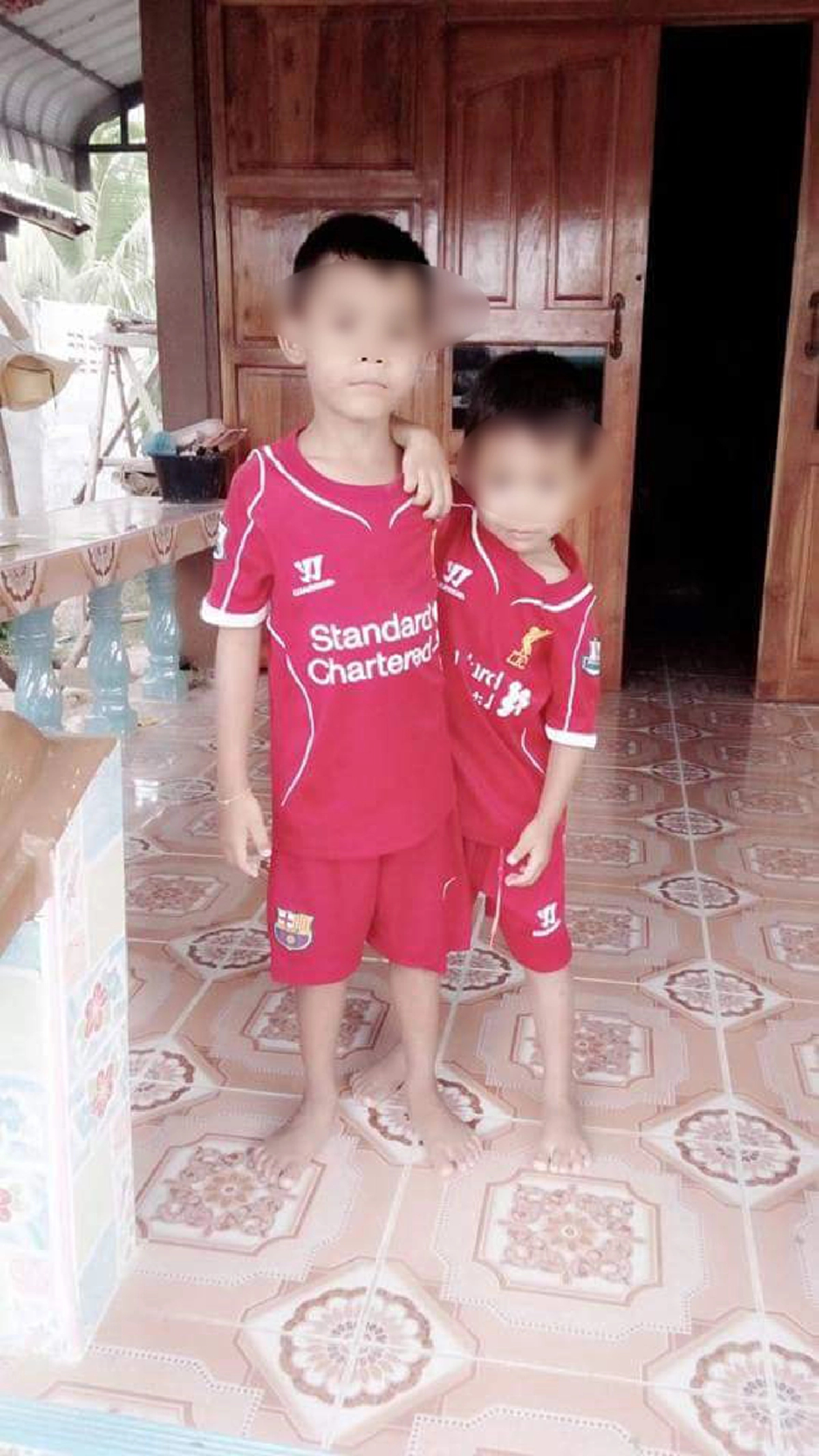 น้อง"นินจา"เล่าด้วยภาพวาดเหตุไม่ขึ้นมอเตอร์ไซค์ตามพ่อแม่-น้องชาย ทำรอดชีวิตคนเดียว