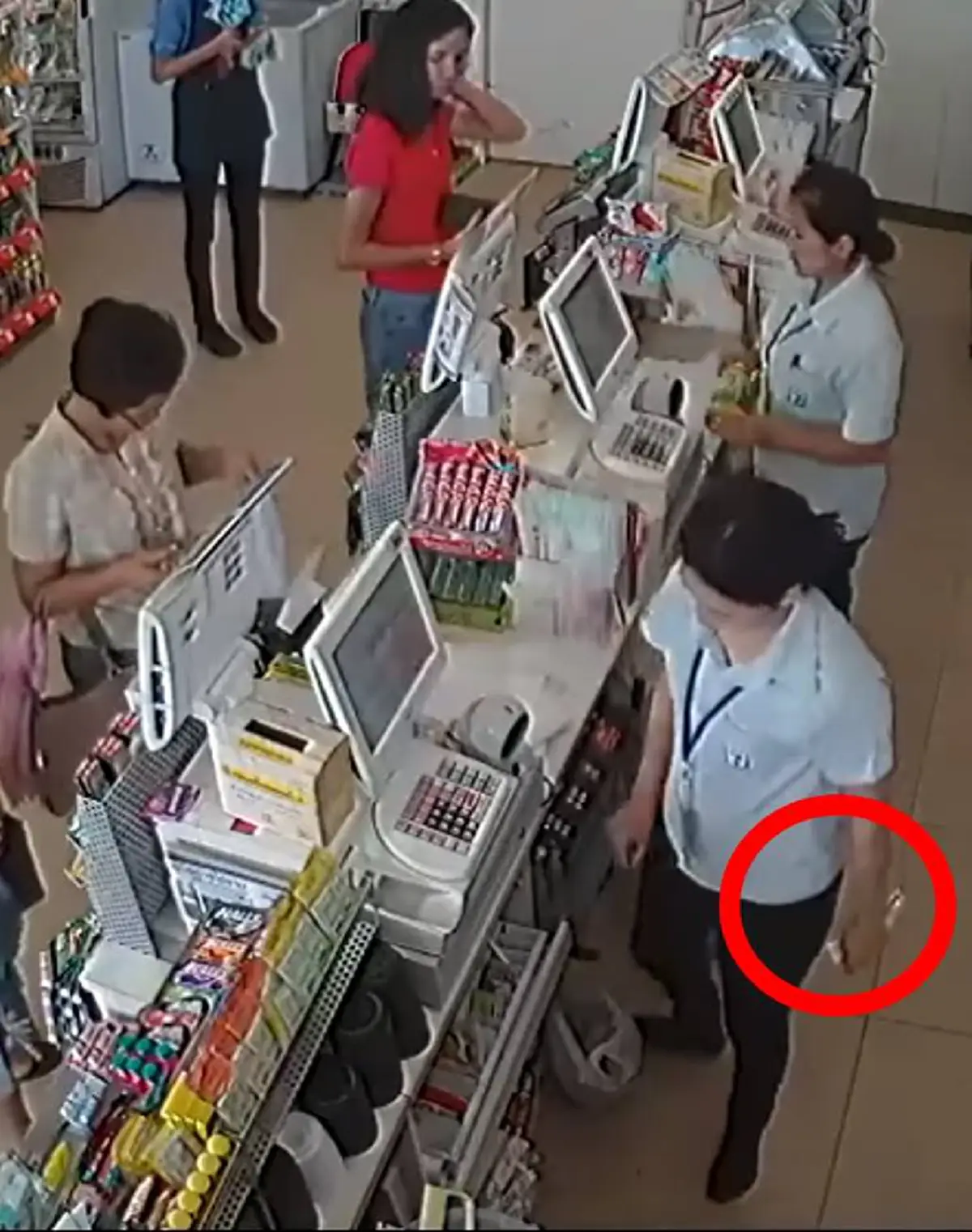 ปตท.สอบแล้ว พบพนักงาน 7-11​ โกงเงินทอนจริง​ ไล่ออก แจ้งความเอาผิดตามกฏหมาย