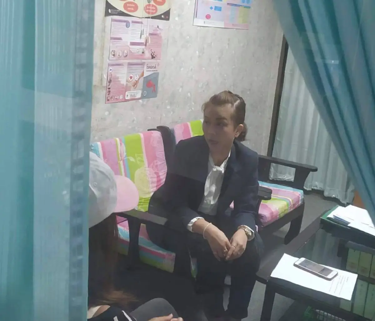 เบื้องหลังเศร้าพ่อแท้ ๆ กักขังชำเราลูกสาว 5 ปี แม่ร่วมทำบาป สุดทรมานใจชาวเน็ต