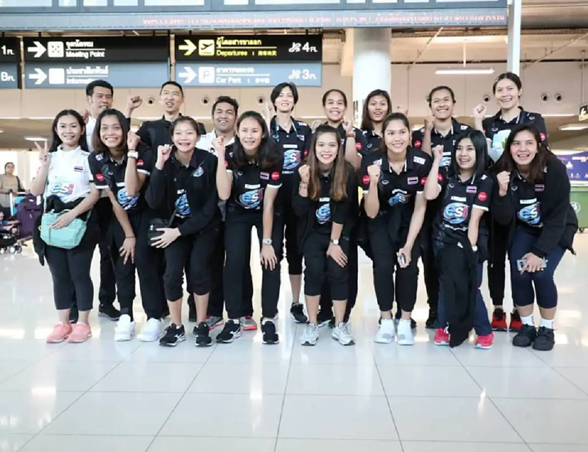 ถึงเวลาพักผ่อน  "ตบสาวไทย" ชุดคว้าอันดับ13 ชิงเเชมป์โลก ลัดฟ้าถึงประเทศไทยเเล้ว ยินดีต้อนรับกลับบ้าน!!