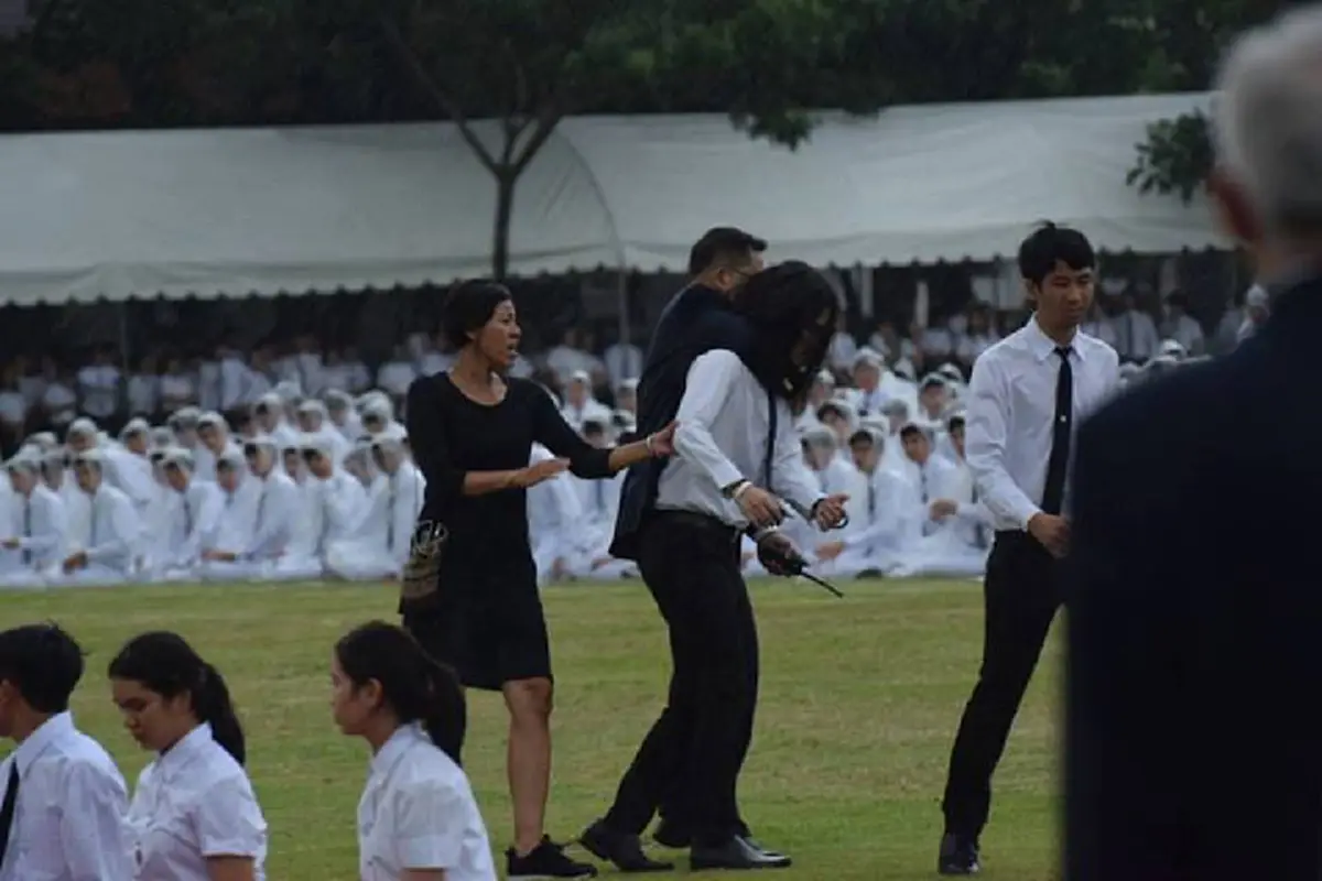 ใช่มั๊ยอย่างที่ "เนติวิทย์" อ้าง!! แนะนำอ่านให้จบ คำเล่าความจริงจาก"นิสิตจุฬาฯ" ร่วมพิธีถวายสัตย์พระบรมรูป 2 รัชกาล แล้วเทียบกับคำพูดบางคน!?