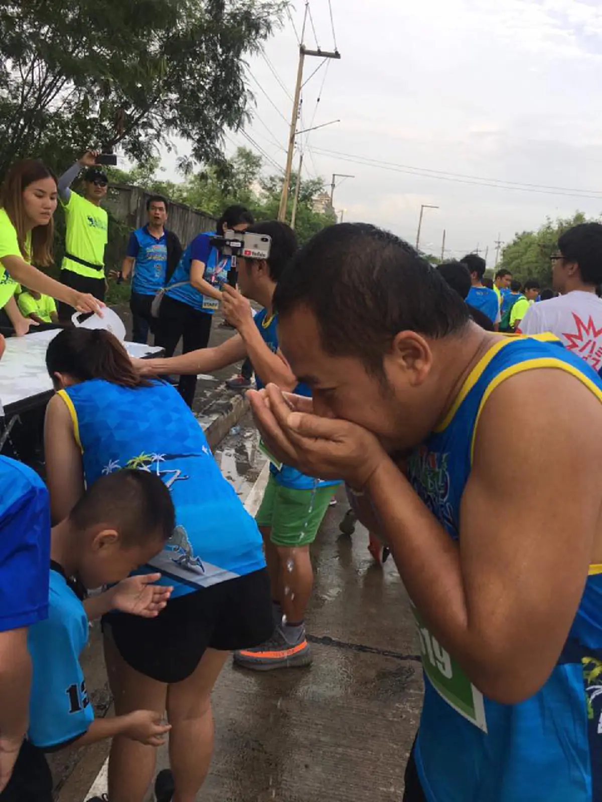 ชัดมั๊ย! "เชษฐ์ สไมล์" เปิดใจทำบุญได้บาป อมน้ำแข็งวิ่งมาราธอนฉาวเกือบเอาชีวิตไม่รอด