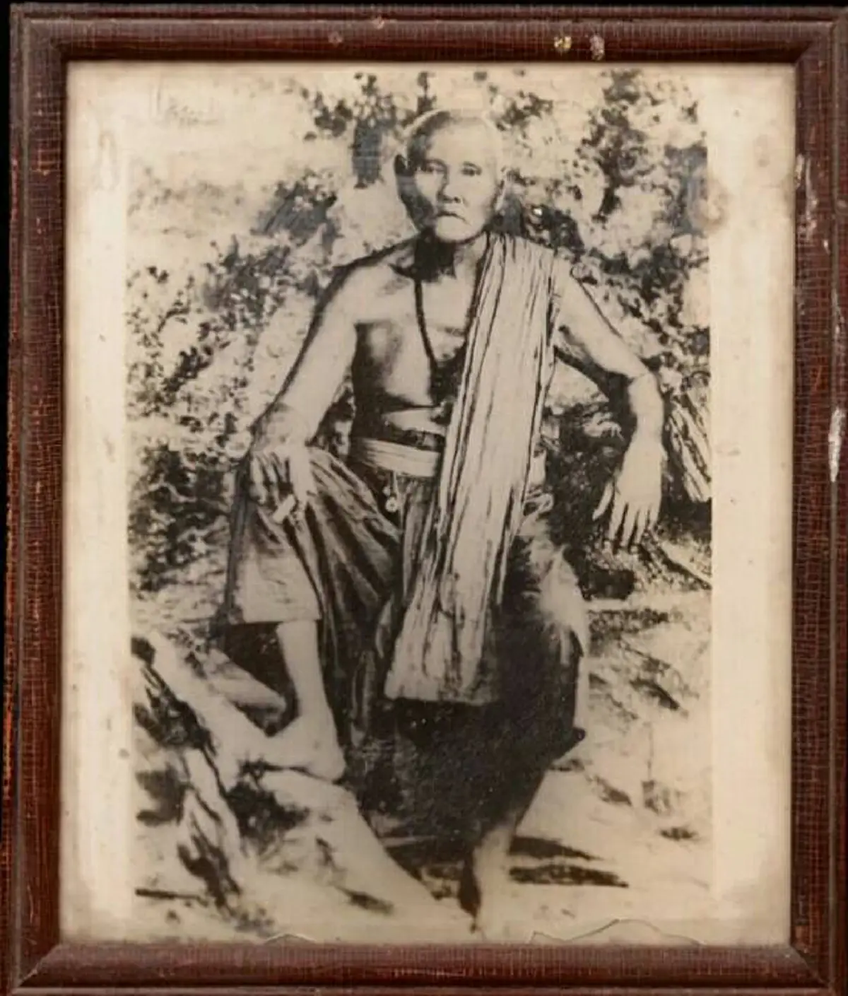 ตำนาน..ยันต์เก้ายอด จากอดีตเสือกลับใจ..จอมขมังเวท "หลวงพ่อหรุ่น เก้ายอด"เกจิดังผู้แก่กล้าวิชาอาคม คงกระพันชาตรี.