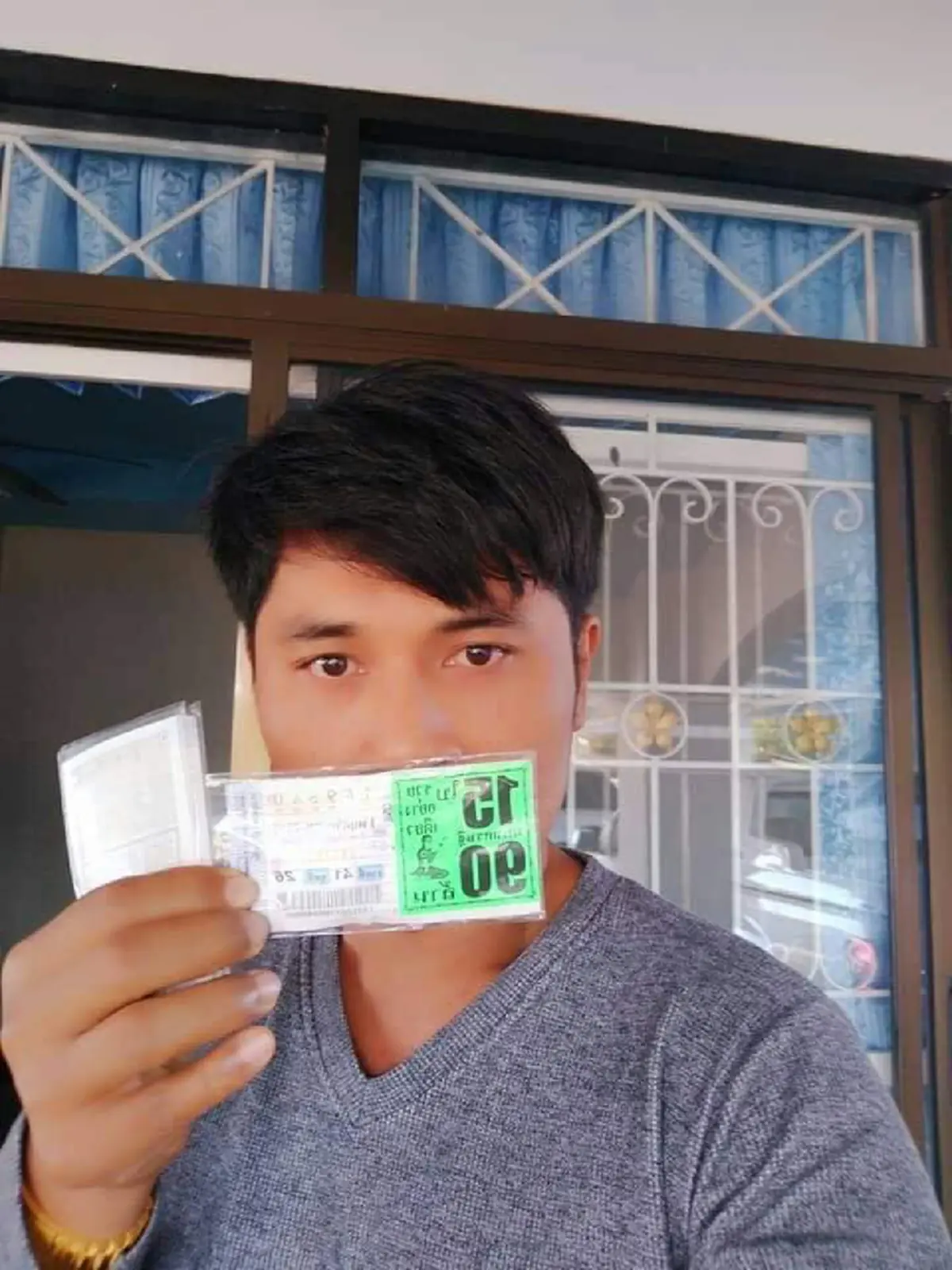 "เศรษฐีใหม่อุดร" เปิดเคล็ดรับโชคใหญ่ถูกหวย 90 ล้าน บนไว้กับกรมหลวงประจักษ์