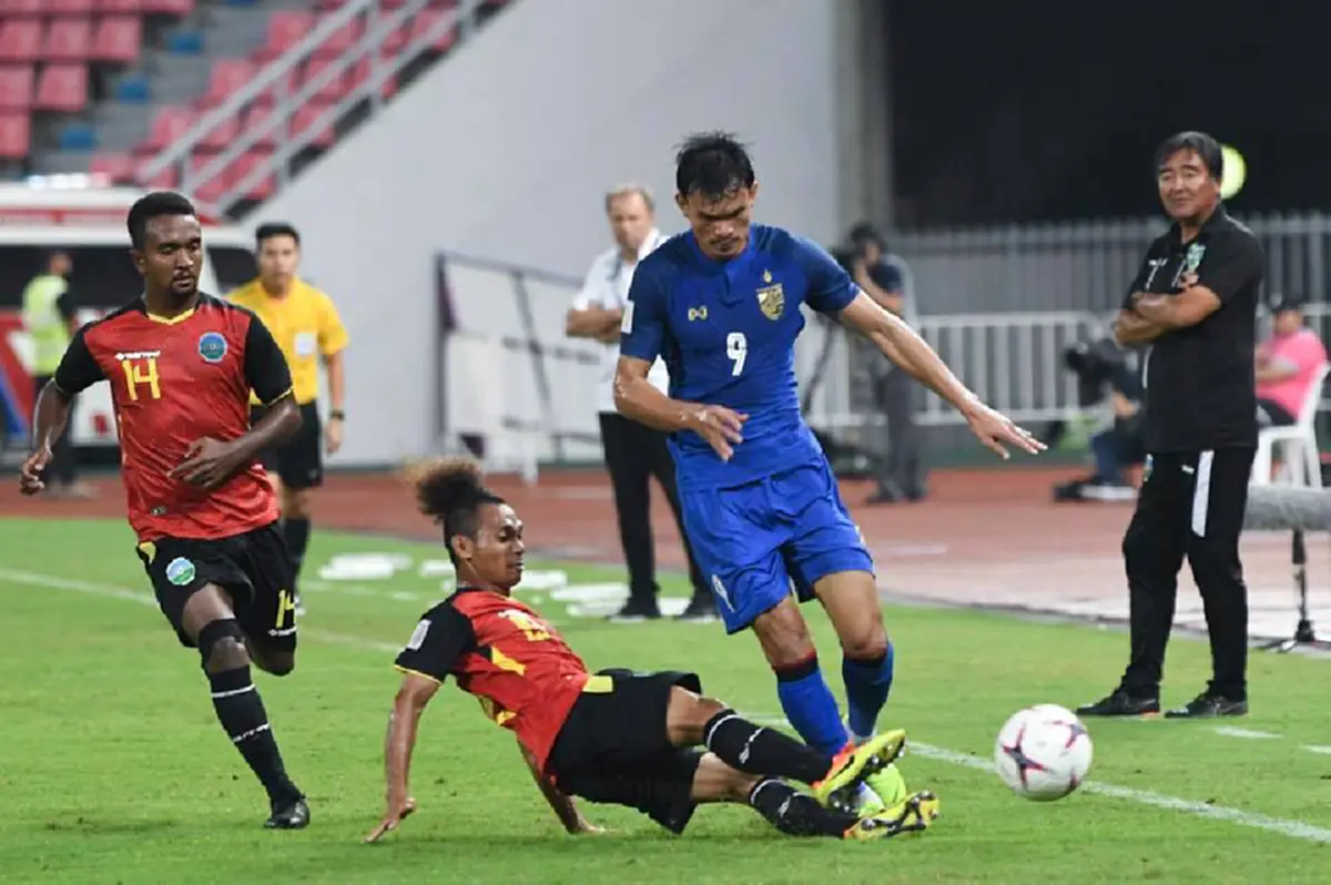 ดับเบิ้ลเเฮตทริก ประวัติศาสตร์ใหม่บอลไทย "อดิศักดิ์" ระเบิดฟอร์มกระหน่ำ6ลูก อัด "ติมอร์ฯ" จารึกสถิติเเข้งไทยยิงมากสุดใน1เกม รอบ35ปี !!(คลิป)