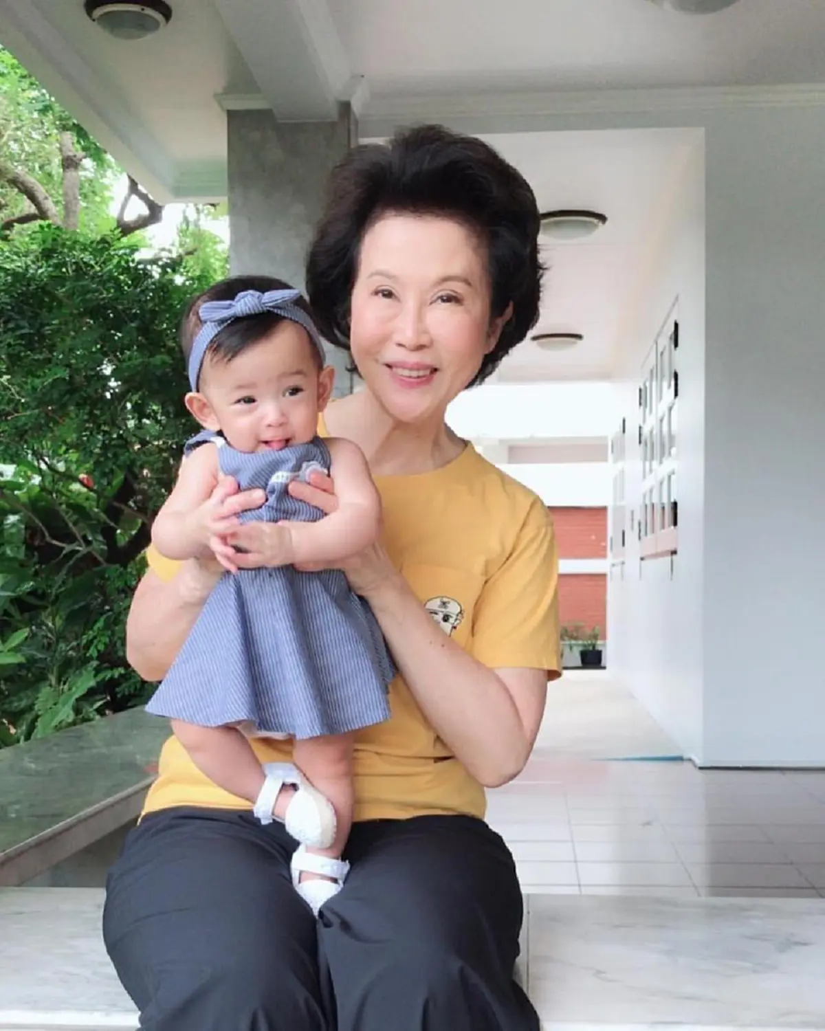 \"เติ้ล ตะวัน\" เปิดใจวันคลอด \"น้องมียา\" เคยฝ่าวิกฤตเลือกชีวิตแม่ลูก \"ย่าดวงดาว\" ยกมรดกก้อนโตรับขวัญหลาน