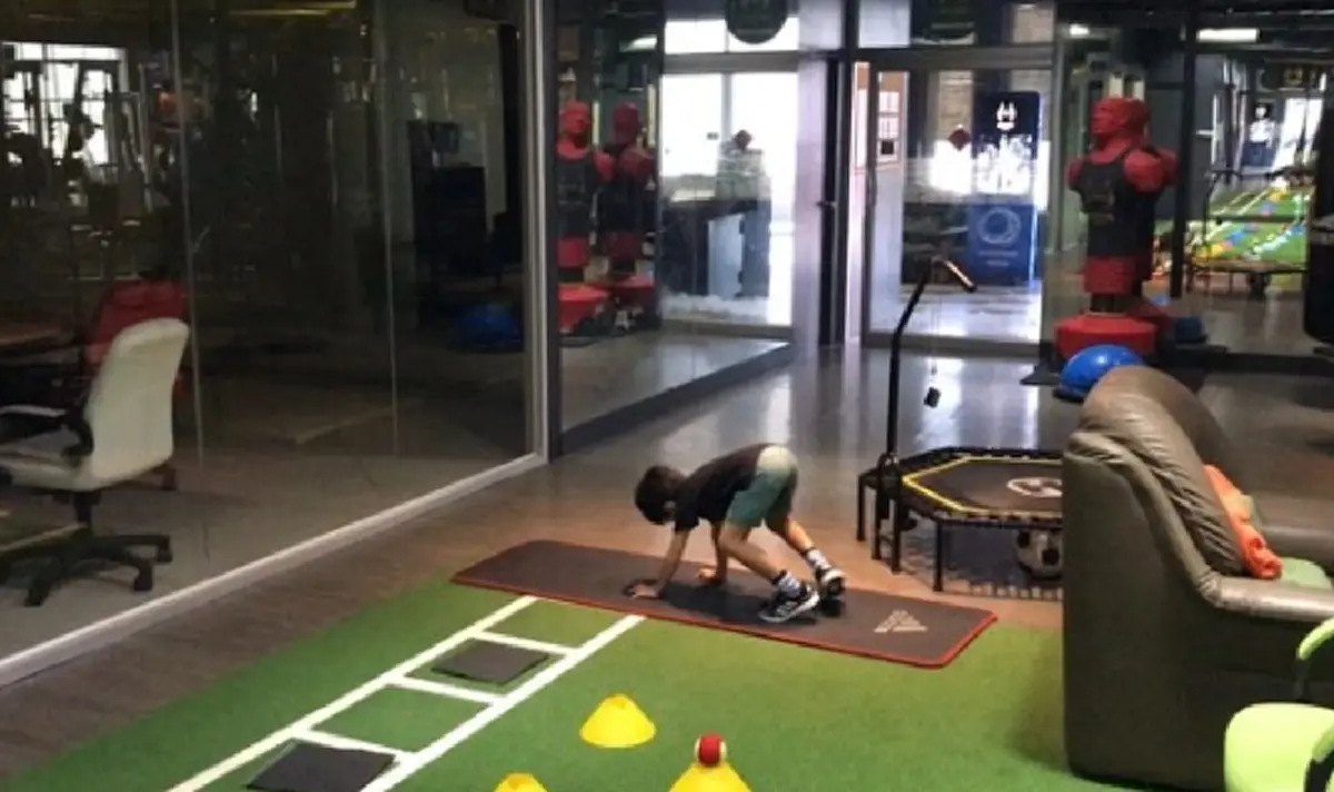 คนเป็นพ่อซึ้งสุดๆ "ผู้พันเบิร์ด" เผยภาพความภูมิใจในตัว "น้องวิน" ฉายแววเก่งตามรอยตั้งแต่เด็ก