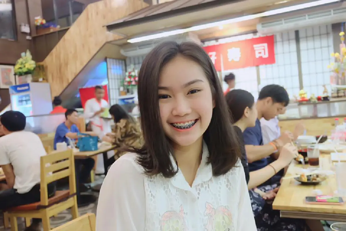 น้อยพลอยเด็กไทยไร้สัญชาติได้บัตรปชช.แล้ว