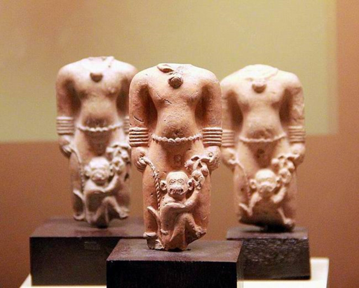 อาถรรพ์ ตุ๊กตาเสียกบาล !!! การต่อรองกับสิ่งเหนือธรรมชาติ เพื่อยืดชีวิตผู้ป่วยที่ไม่มีทางรักษา !!! เปิดประวัติความเชื่อ !!!