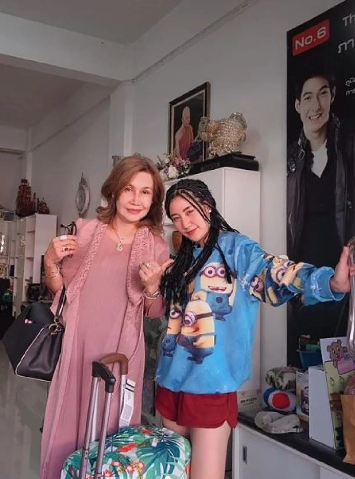 แม่และน้องสาวโตโน่