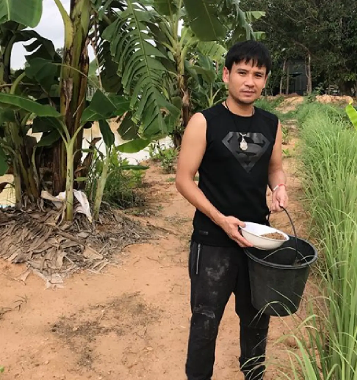 ไผ่ ใช้ชีวิตพอเพียง