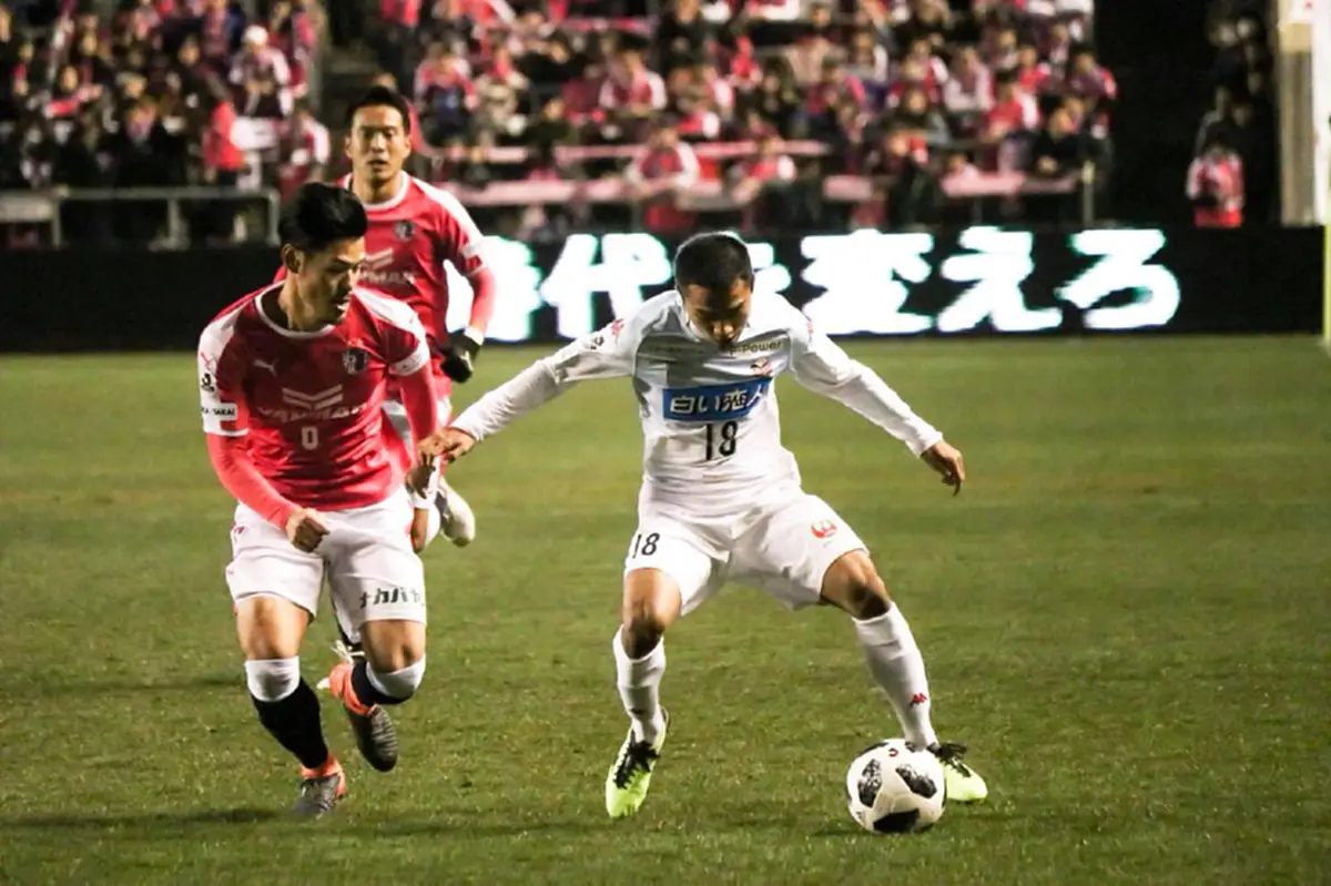 "ชนาธิป"กับบททดสอบ1ฤดูกาล บนเเผ่นดินยุ่น "เราคือเเข้งต่างชาติ เราต้องเล่นให้เเตกต่าง"