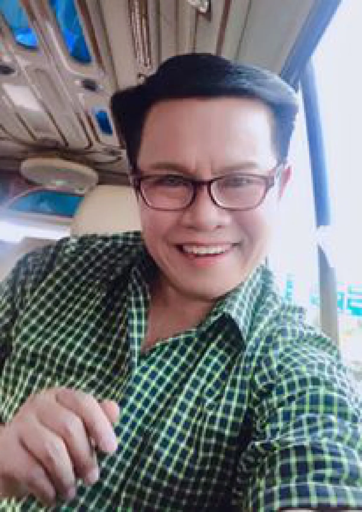 มนต์สิทธิ์ คำสร้อย โชว์ล็อตเตอรี่ งวดส่งท้ายปีเก่า ให้เเค่ 2-3 ตัวเน้นๆ