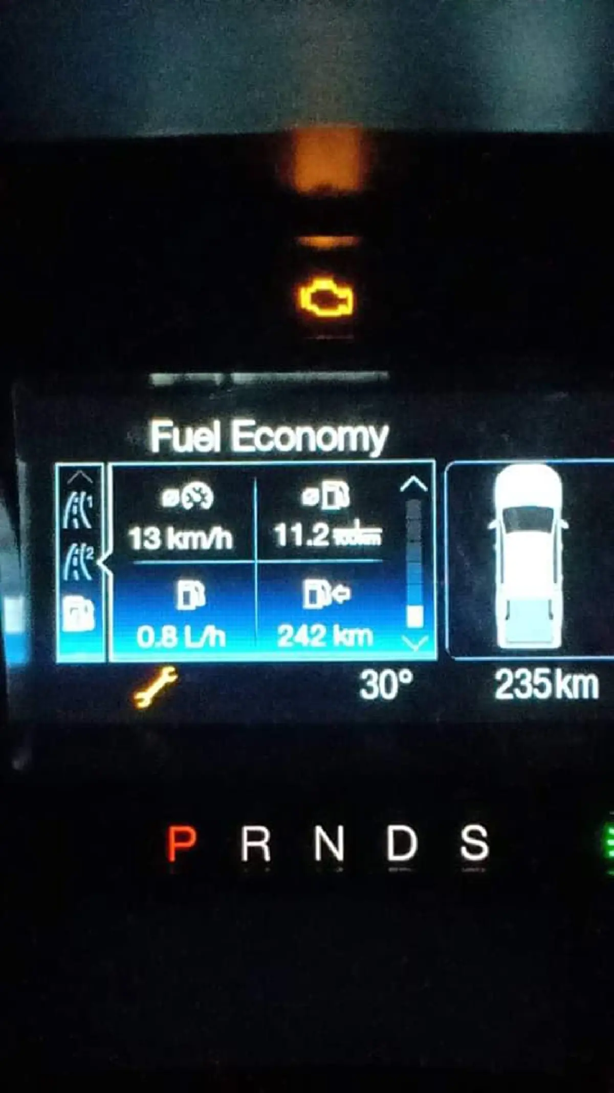 สาวโวย แฟนหนุ่มไปซื้อกระบะ ขับไม่ถึงวันส่งซ่อมศูนย์เป็นเดือน แถมยางอะไหล่ผ่านการใช้งานเพราะปุ่มดอกยางไม่มี ?