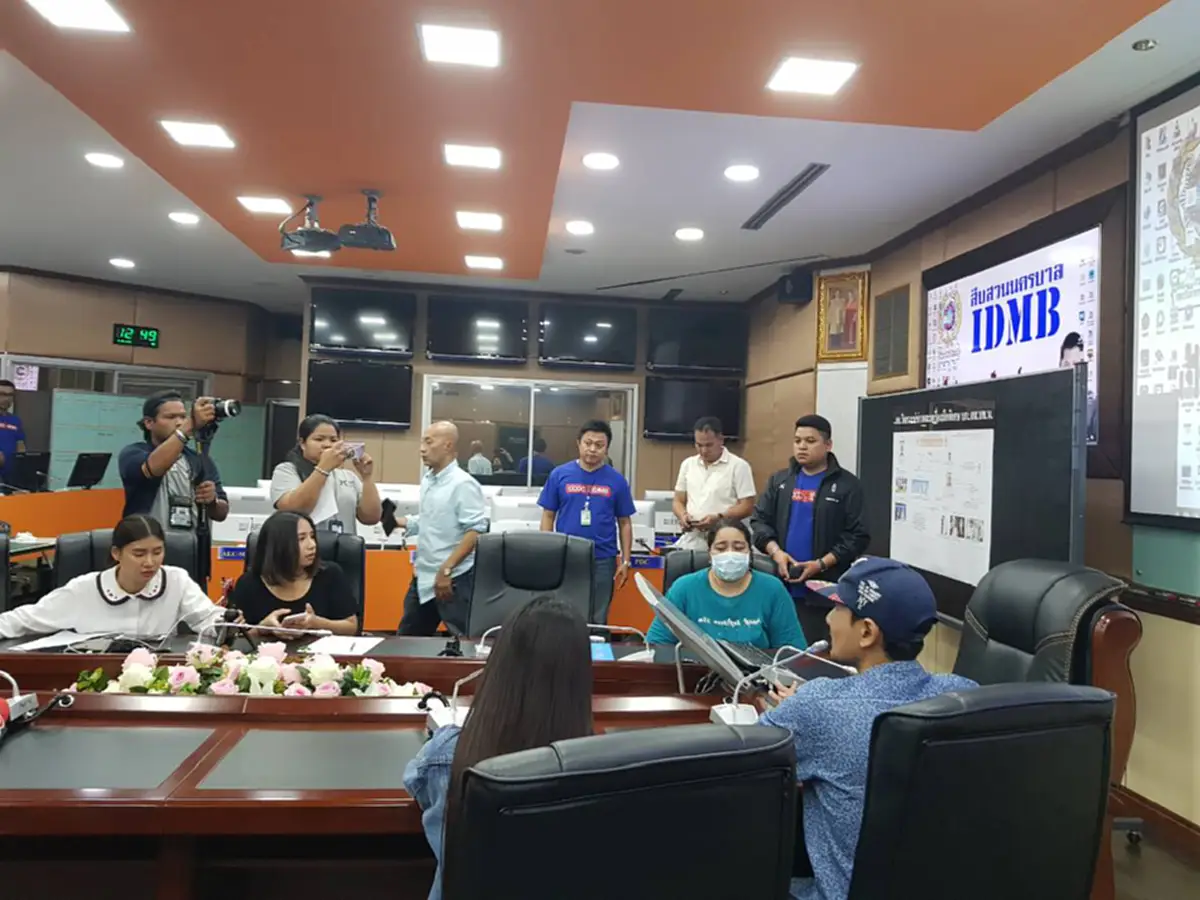 เจาะไทม์ไลน์ "น้องของขวัญ"  ก่อนจนมุม รับสารภาพสิ้นทั้งน้ำตา ย้อมแมวปลอมโปรไฟล์ ตุ๋นเงินแสน