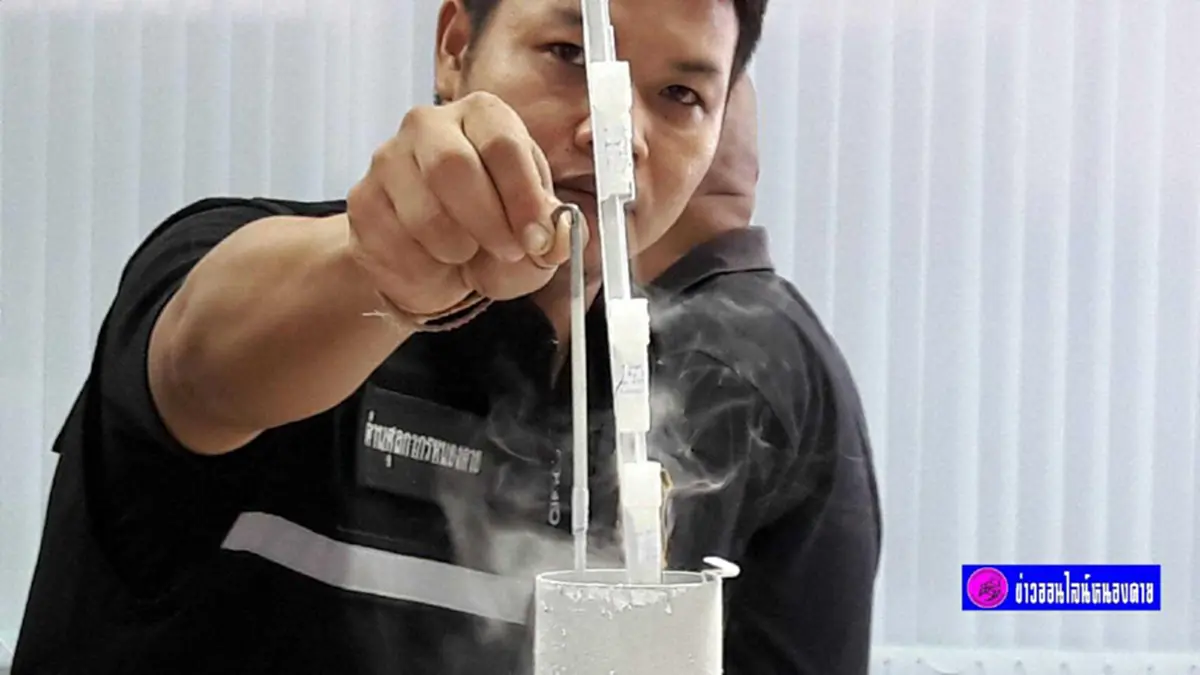 สะเทือน ทั้งวงการ!! "หนุ่มกรุงเทพฯ" พกถังแปลกๆ ผ่านศุลกากร เจ้าหน้าที่สงสัยหนัก มันคืออะไร พอเปิดดูเท่านั้นแหละ เป็นเรื่องเลย!!