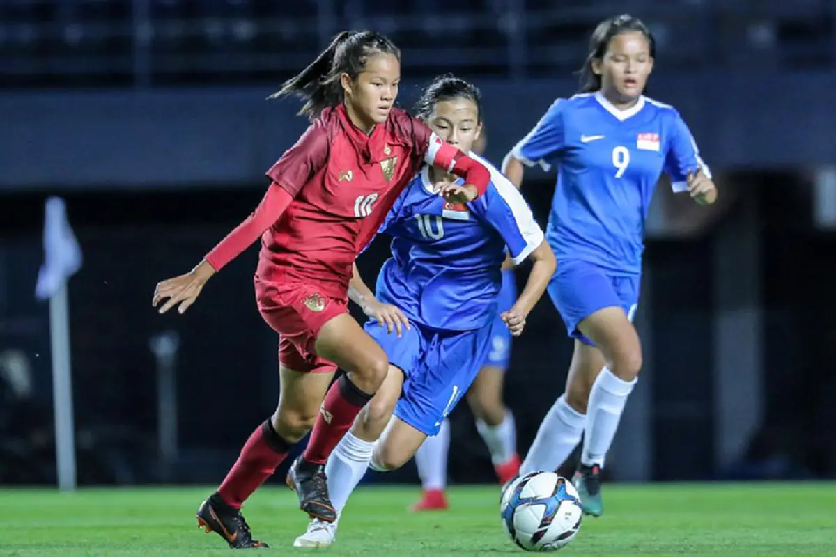 "ชบาเเก้ว" อัด "ลอดช่อง" 5-0 ประเดิม3เเต้ม "U15 Youth International Tournament 2018"