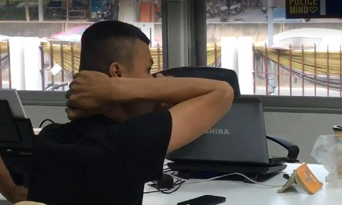 คนไทยต้องอ่าน!!! "มาร์ค พิทบูล"ไม่ไว้หน้าซัด ผบช.น.หลังป้องลูกน้องกรณีเรียกรับสินบน อย่าคิดว่าประชาชนเป็นควาย เลิกดูถูกประชาชนได้แล้ว!!!