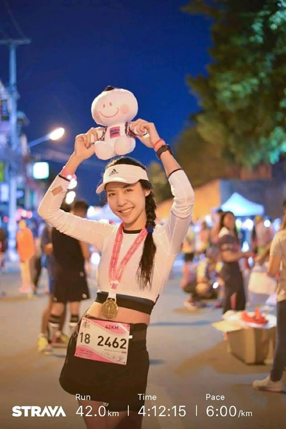 "น้องยิ้ม" สาวสวยผู้เอาชนะโรคซึมเศร้าด้วยการวิ่ง เคยทุบสถิติ 66 กม.