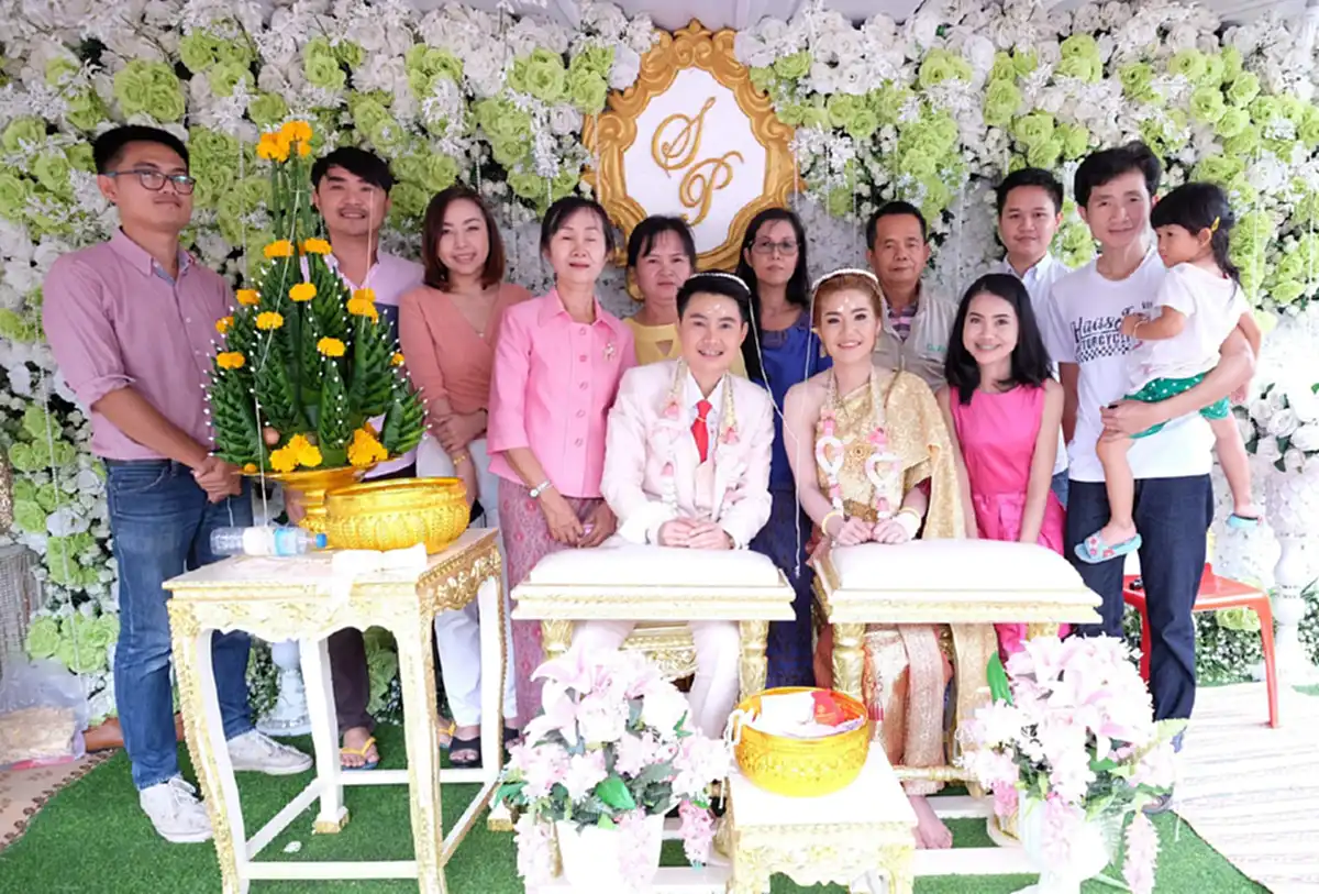 สาวหล่อฝ่าอุปสรรค จนได้แต่งงาน เพียงเพราะคำว่าไม่ได้มีต้นทุนชีวิตที่ดี เหมือนคนอื่น