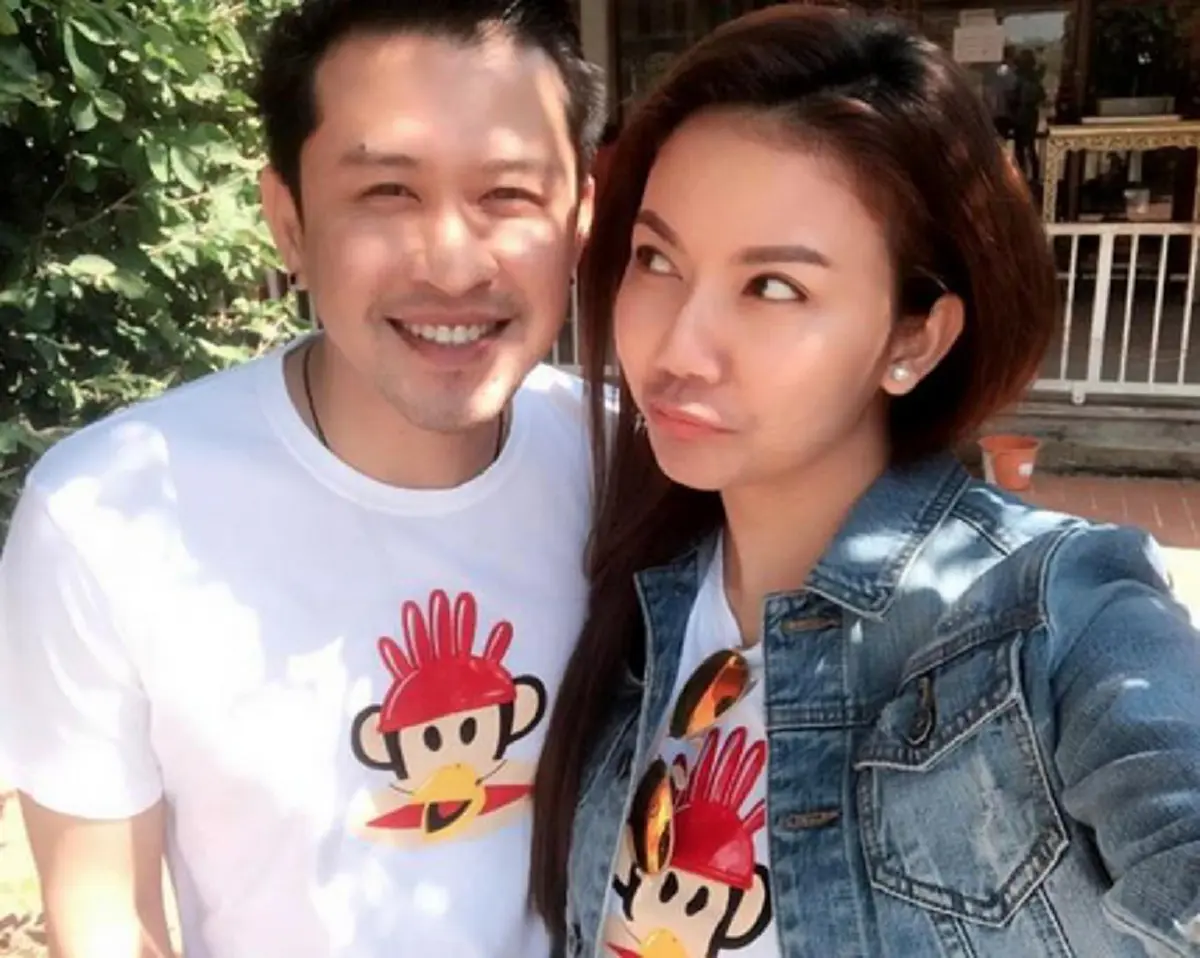 ผมสงสารและรอการกลับของเค้าตลอดเวลา !!  ฟังความอีกมุม “แจ๊ค ธนพล” เล่าย้อนปมเลิก “จ๊ะ อาร์สยาม”  ตอนนี้โฟกัสที่ความรู้สึกเค้าอย่างเดียว?? (ชมคลิป) 