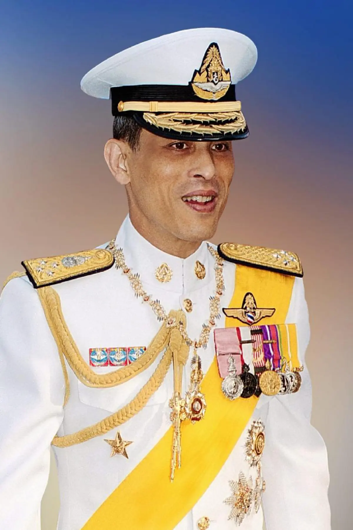 ขุดกรุคุณยาย ใส่ชุดไทยไปเที่ยวรอบวัง!! ชวนกันแต่งชุดไทย ร่วมงาน "อุ่นไอรัก คลายความหนาว" ฟรี ระหว่างวันที่ ๘ กุมภาพันธ์ - ๑๑ มีนาคมนี้(คลิป)