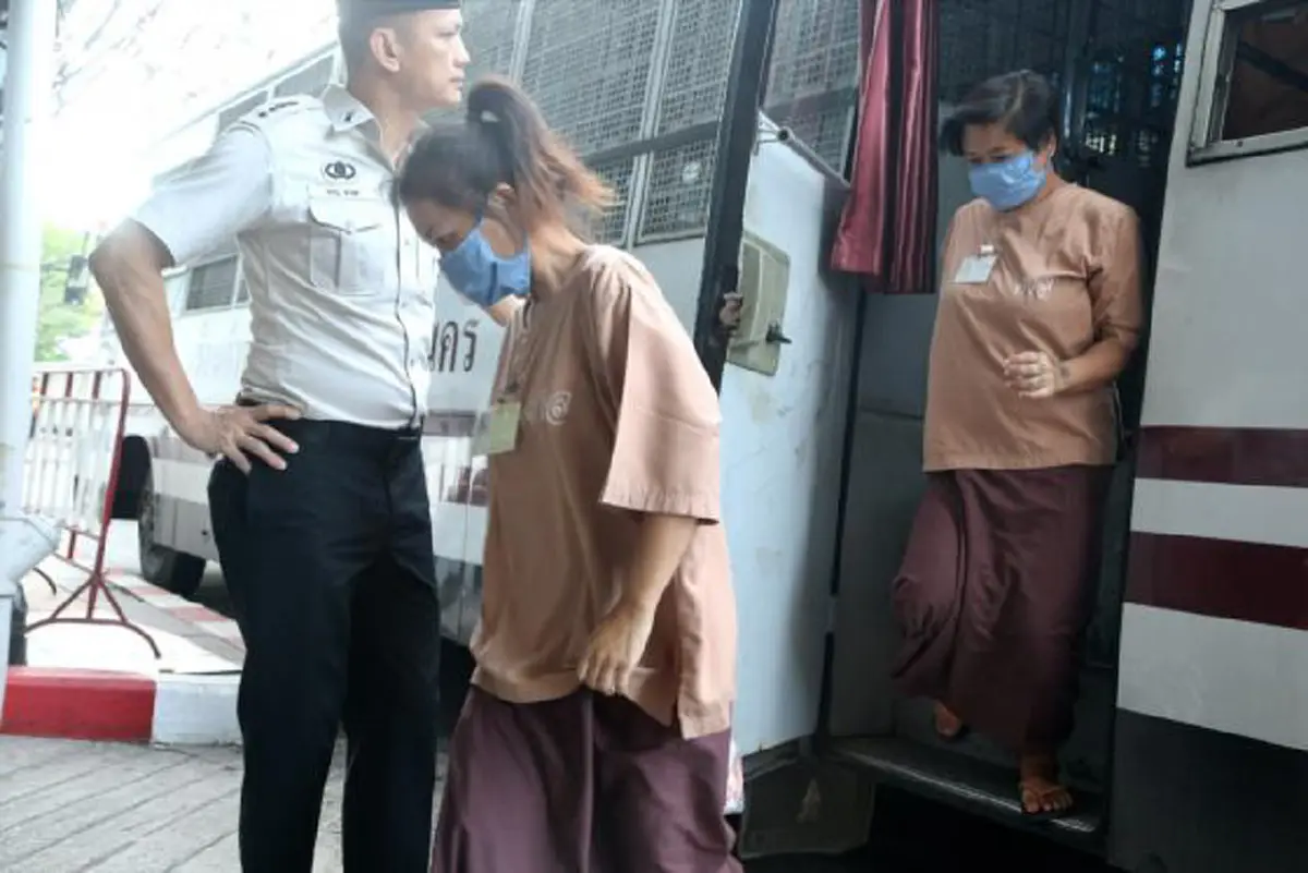 แก๊งนกฮูกน้ำเพียงดิน